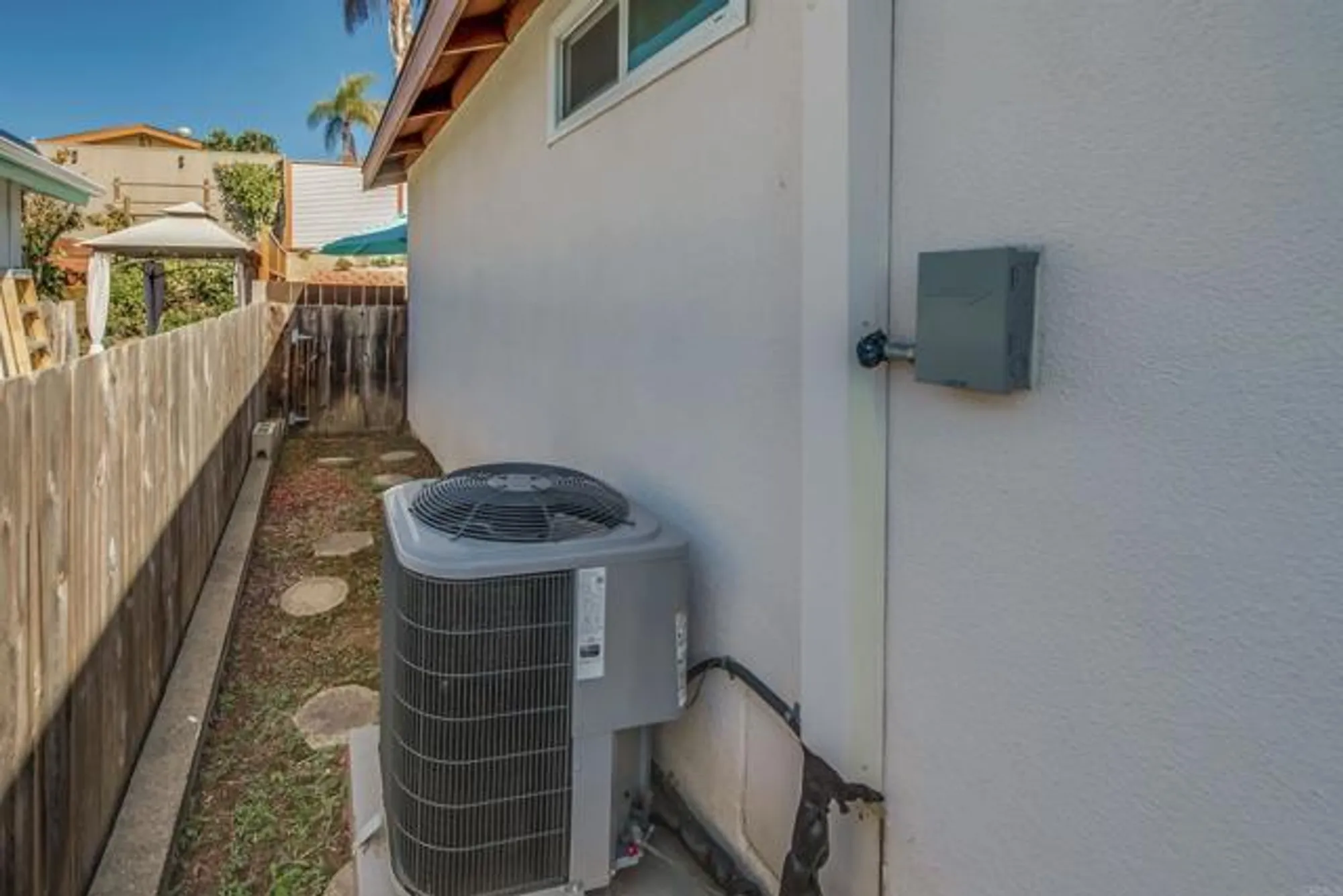 Property Slideshow image 31 of 32 | 3196 buena hills dr, Oceanside, CA, 92056