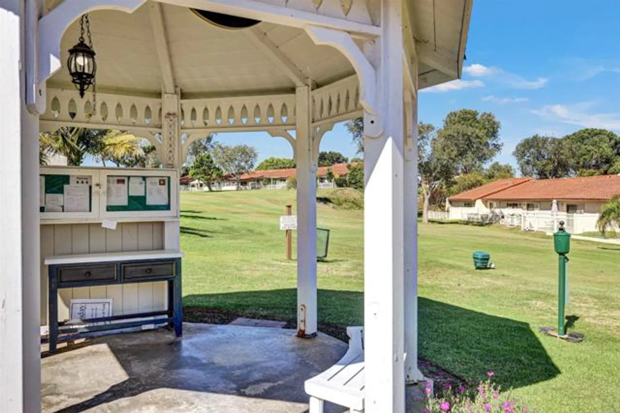 Property Slideshow image 13 of 18 | 1824 forestdale dr, Encinitas, CA, 92024