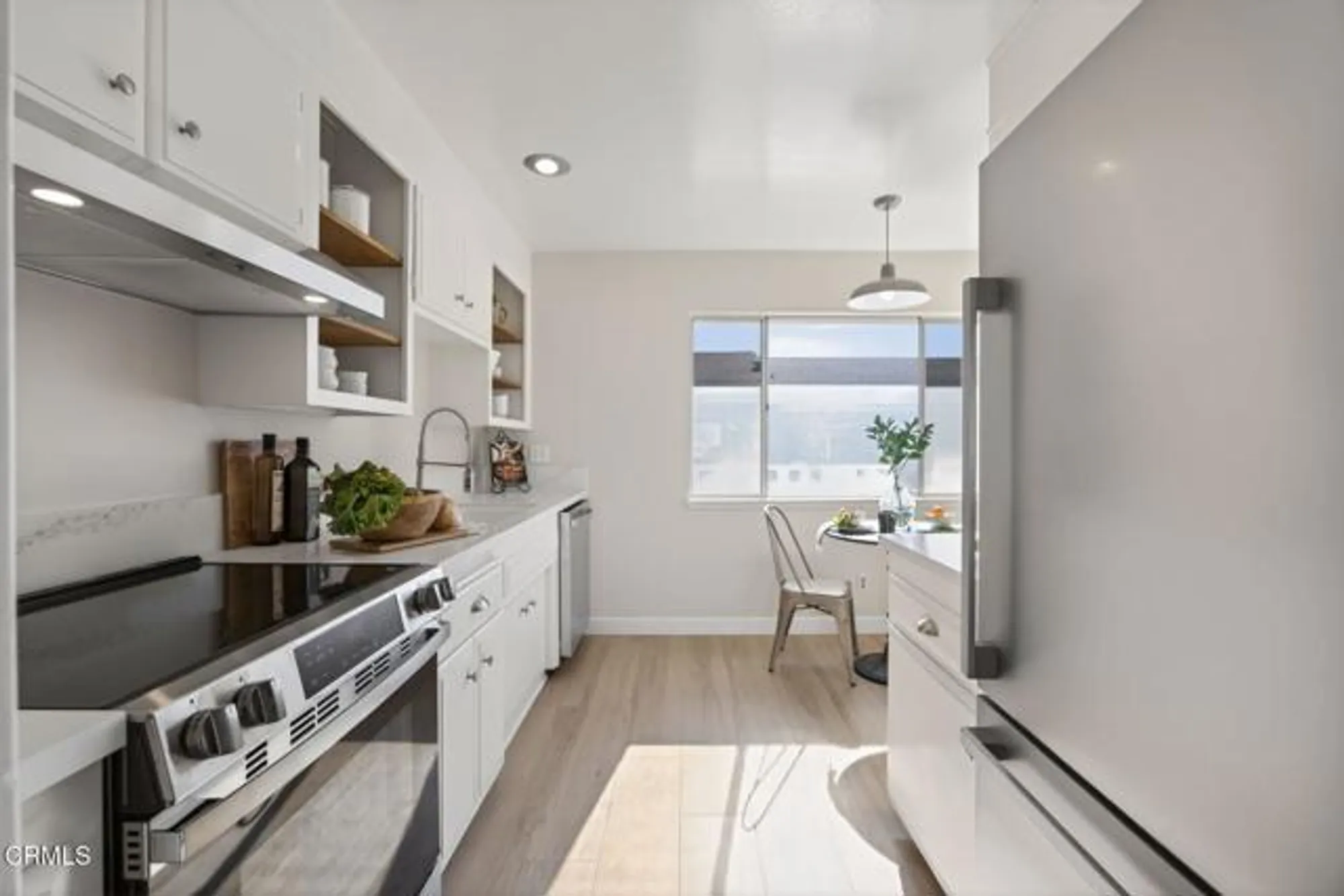 Property Slideshow image 23 of 60 | 135 e fiesta grn, Port Hueneme, CA, 93041