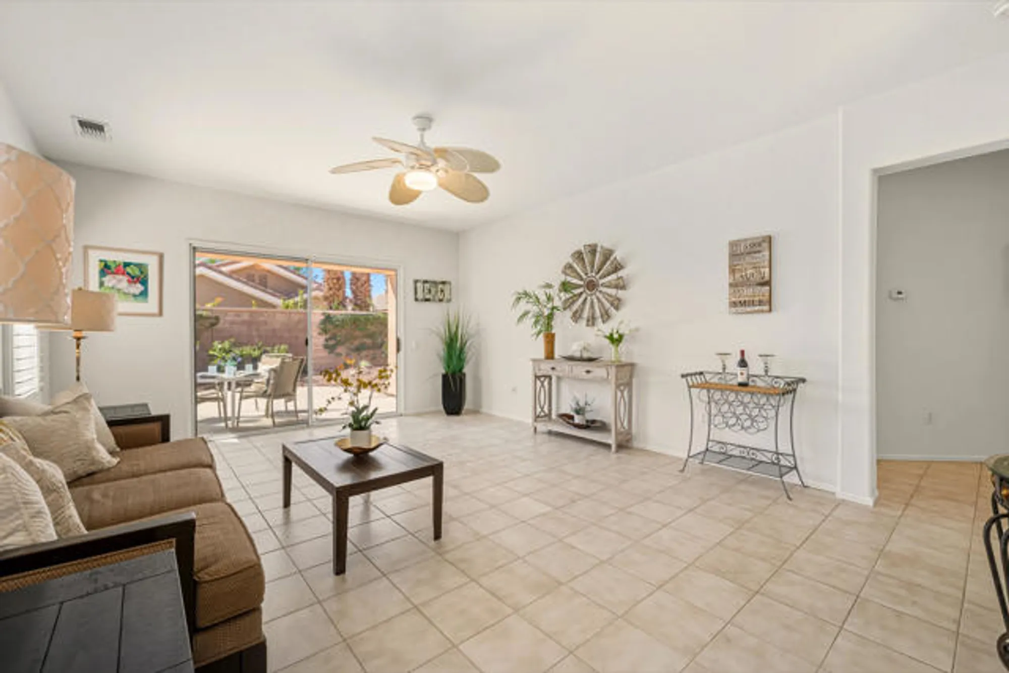 Property Slideshow image 7 of 30 | 78571 glastonbury way, Palm Desert, CA, 92211