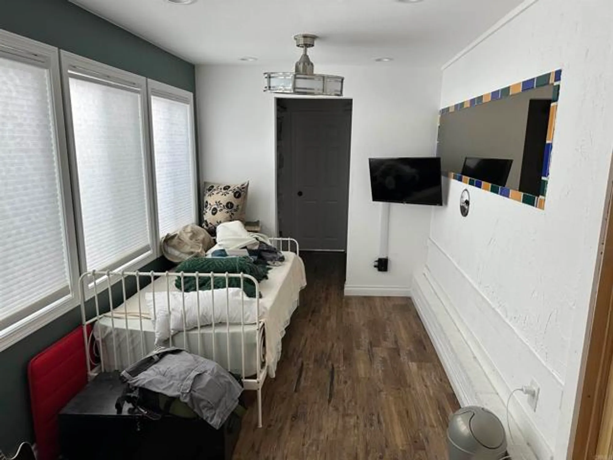 Property Slideshow image 14 of 38 | 1479 puritan dr, Oceanside, CA, 92057