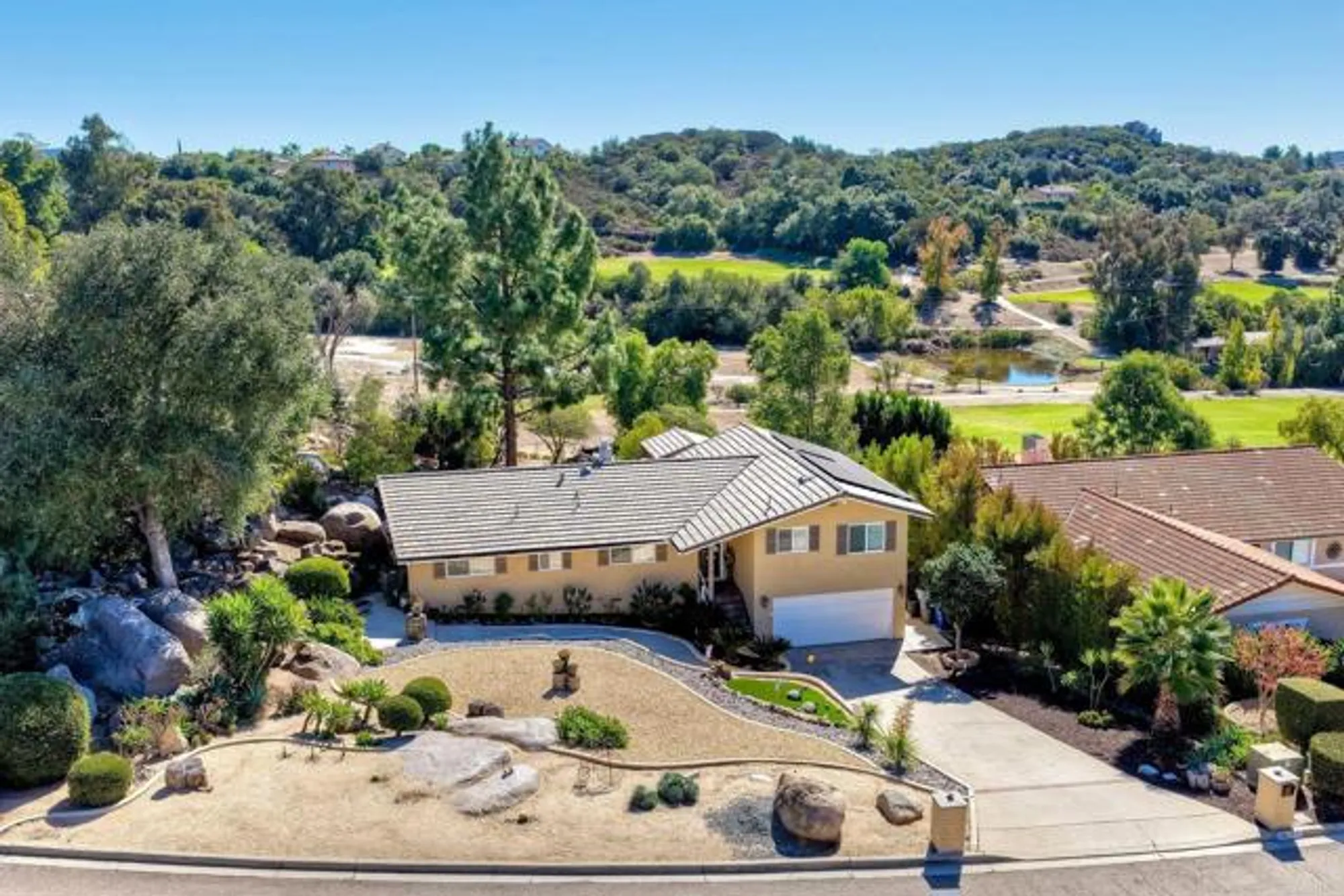 Property Slideshow image 2 of 46 | 10629 meadow glen way, Escondido, CA, 92026