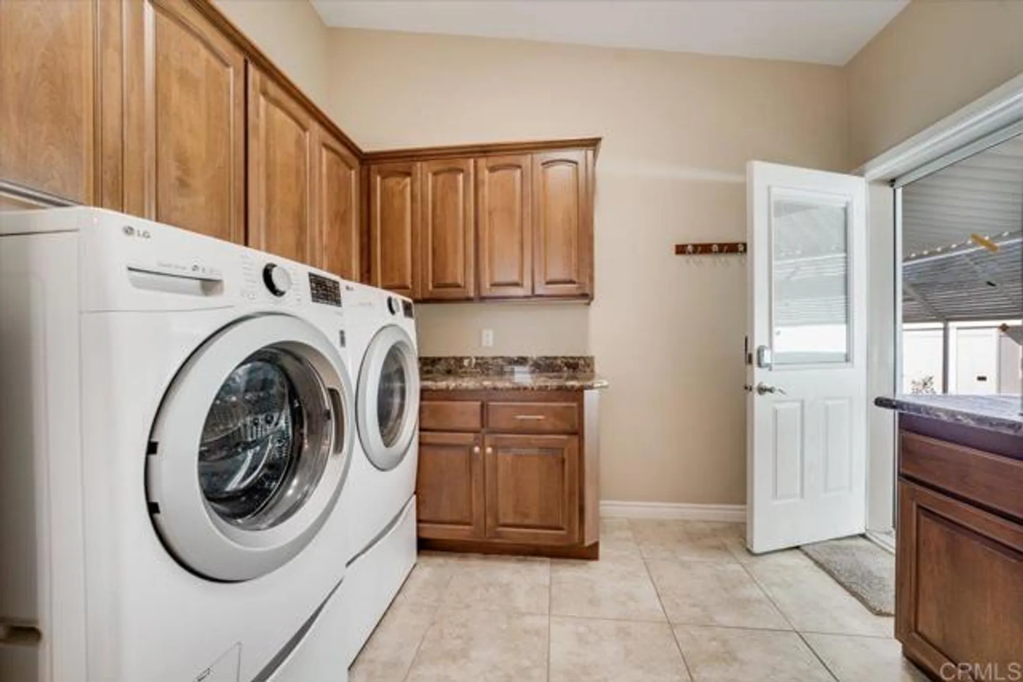 Property Slideshow image 16 of 53 | 3438 don ortega dr, Carlsbad, CA, 92010