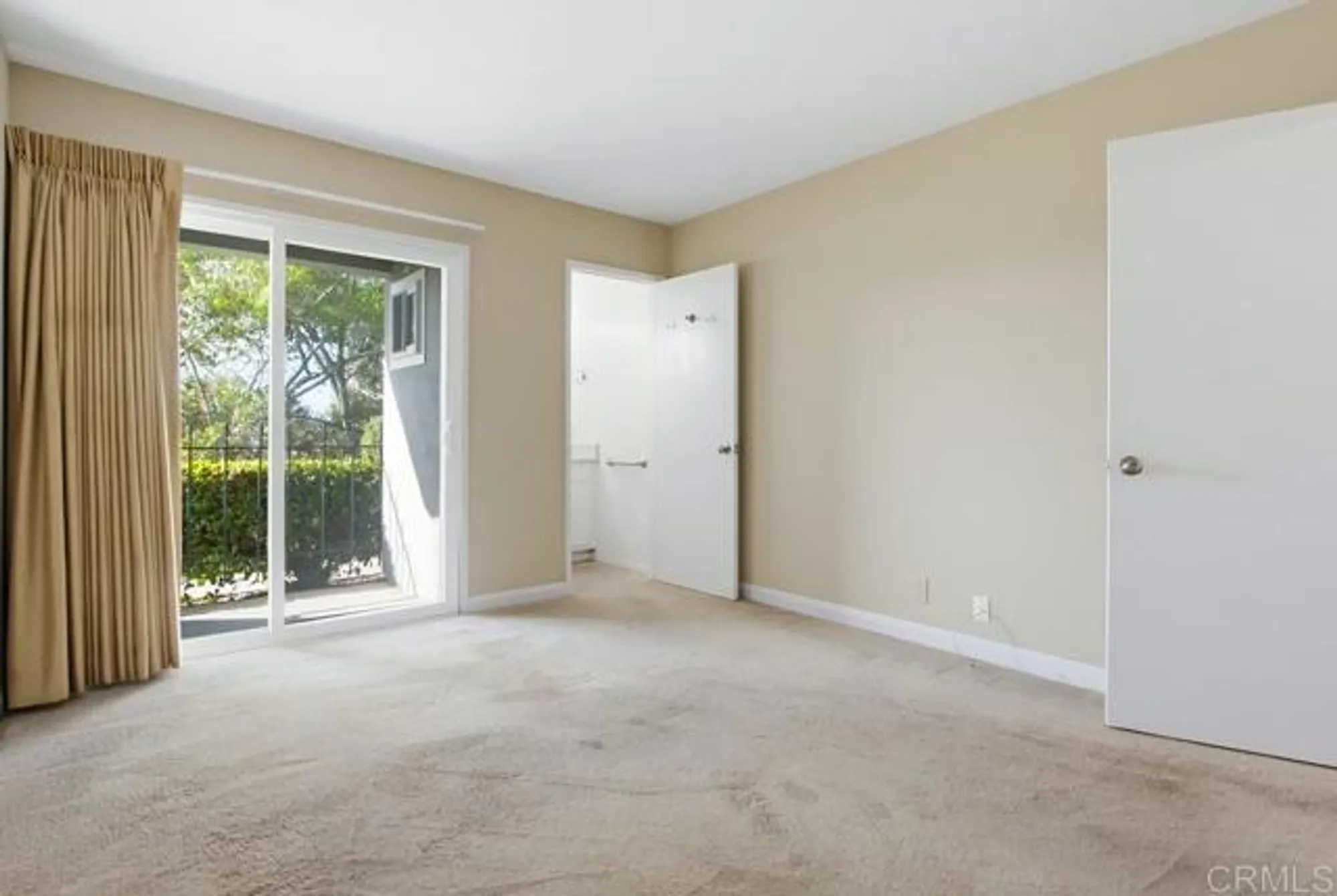Property Slideshow image 17 of 38 | 3839 vista campana s unit 70, Oceanside, CA, 92057