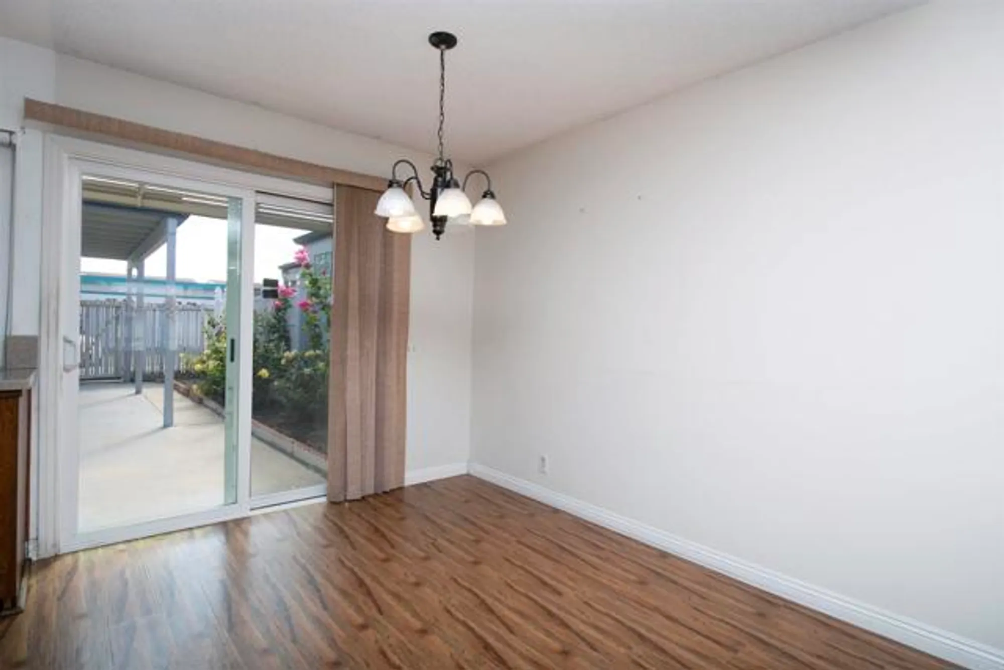 Property Slideshow image 9 of 30 | 3890 vista campana 78, Oceanside, CA, 92057