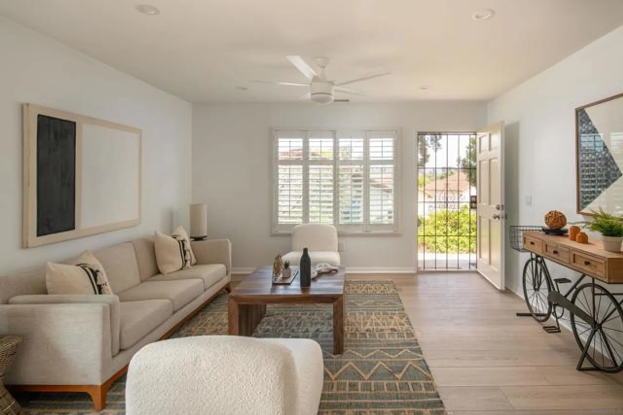 Property Slideshow image 18 of 36 | 1829 forestdale dr, Encinitas, CA, 92024
