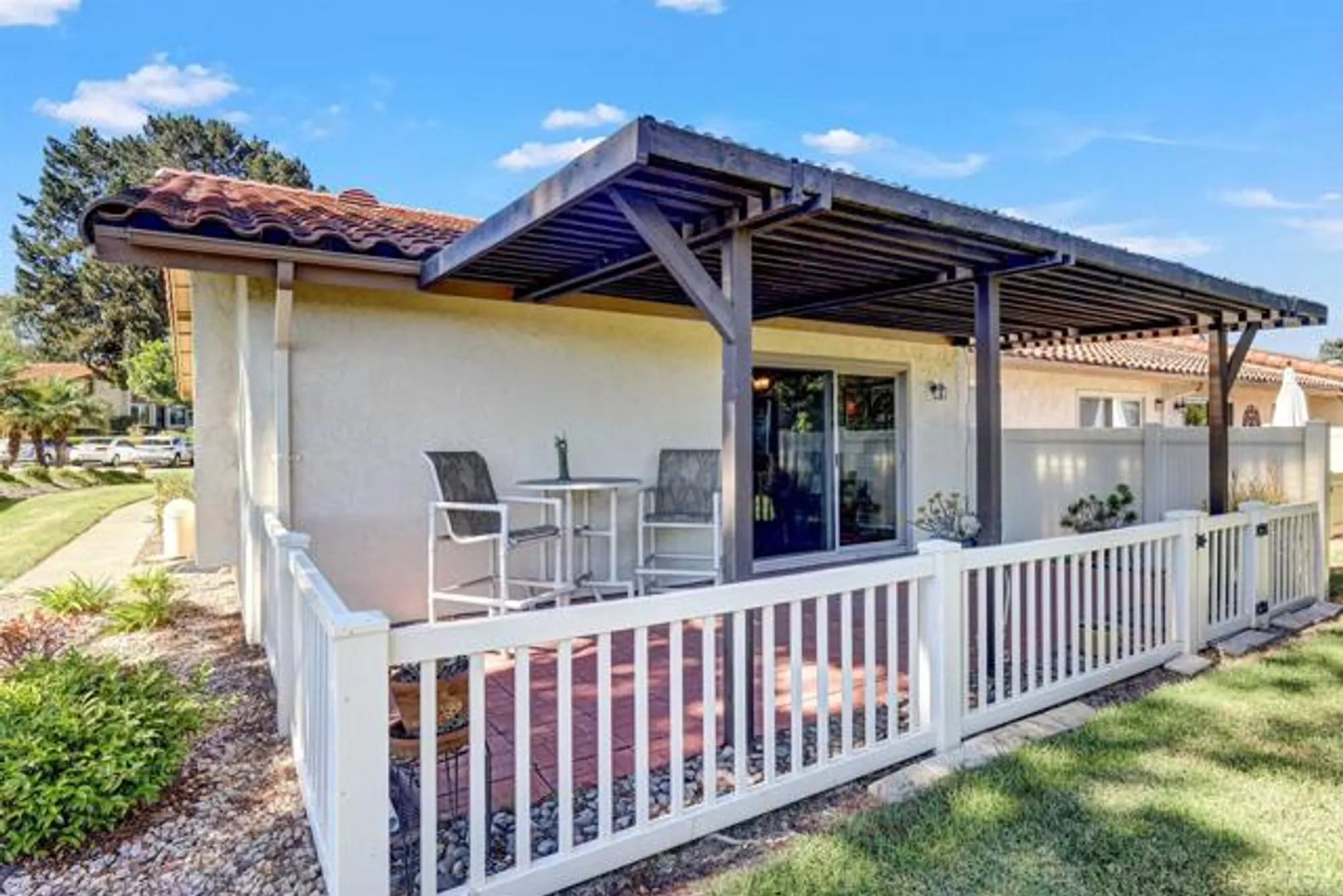 Property Slideshow image 10 of 18 | 1824 forestdale dr, Encinitas, CA, 92024