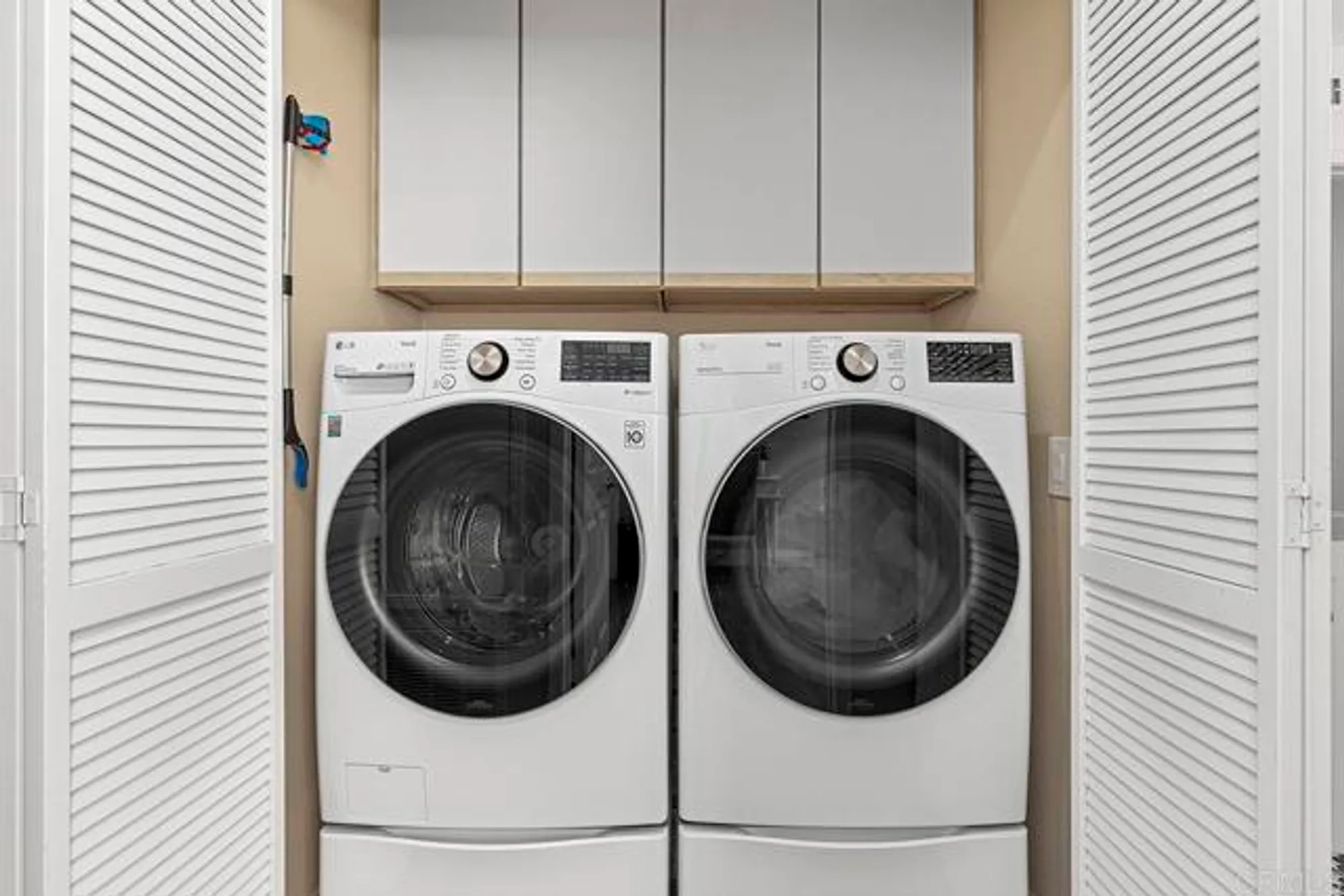 Property Slideshow image 31 of 39 | 3335 genoa way 111, Oceanside, CA, 92056