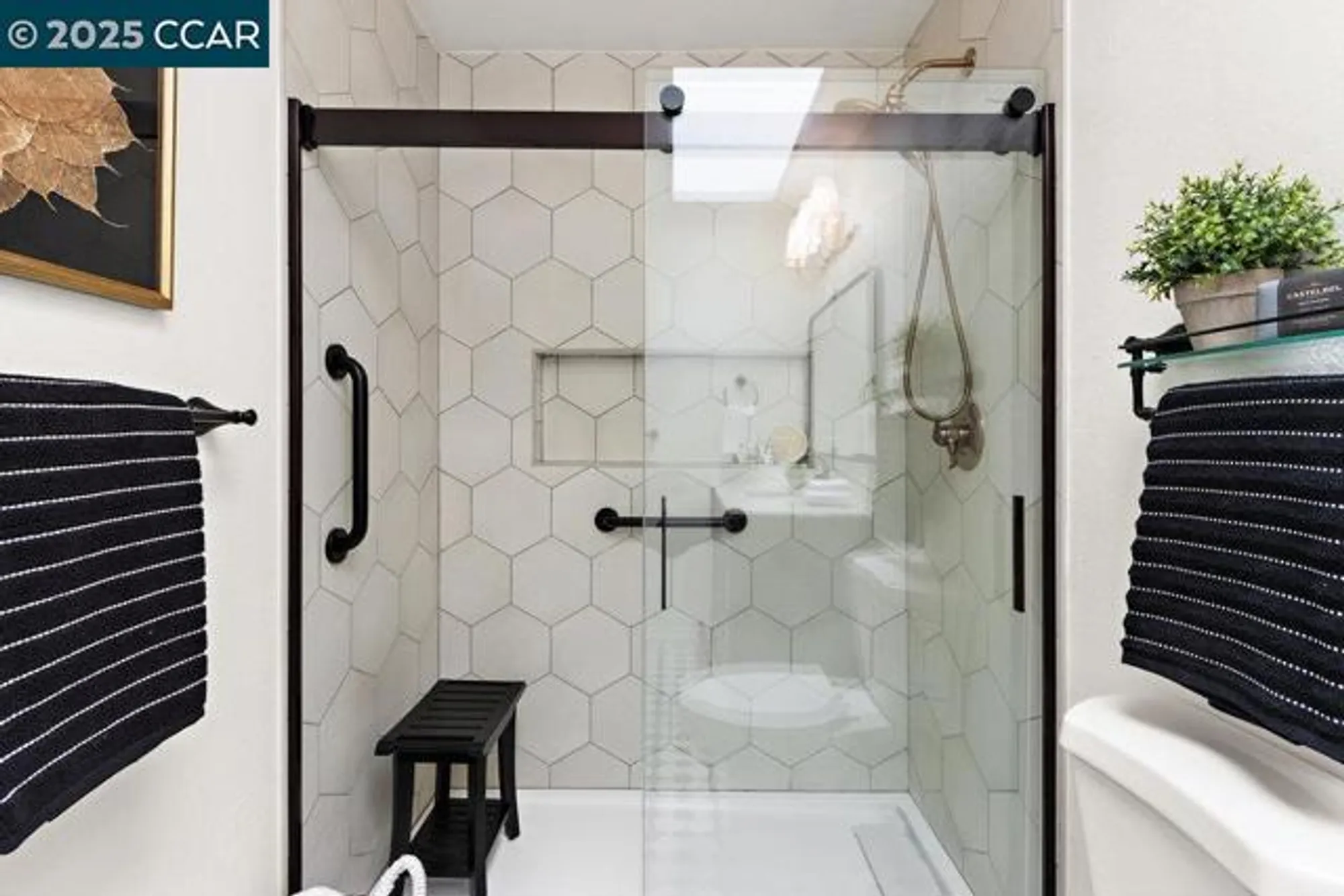 Property Slideshow image 32 of 46 | 1932 ptarmigan dr 3, Walnut Creek, CA, 94595