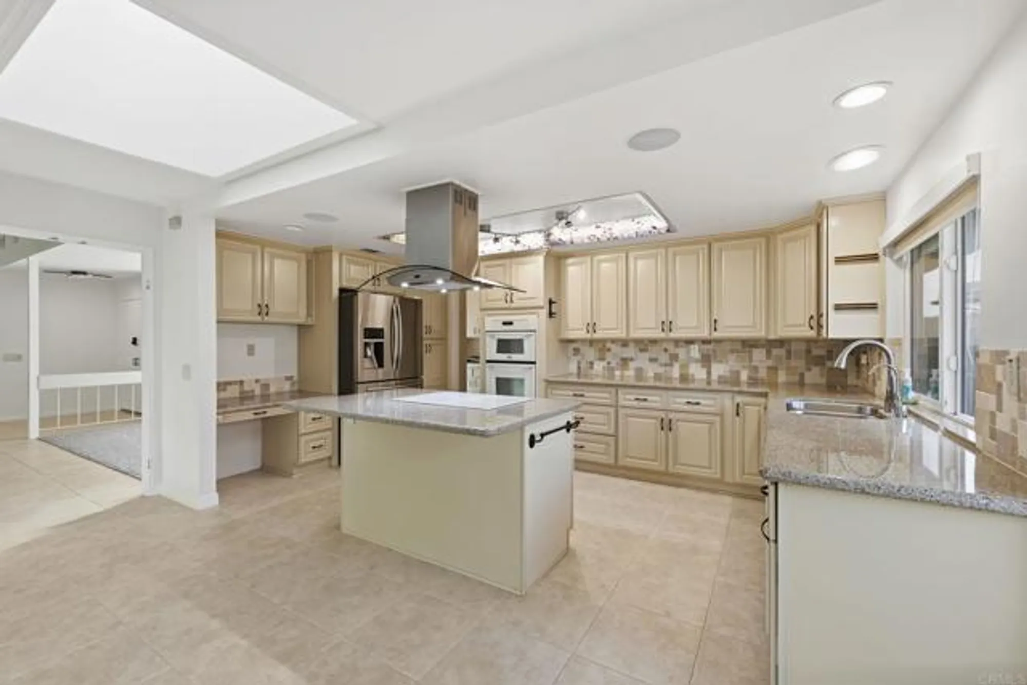 Property Slideshow image 7 of 27 | 17765 corte erizo, San Diego, CA, 92128