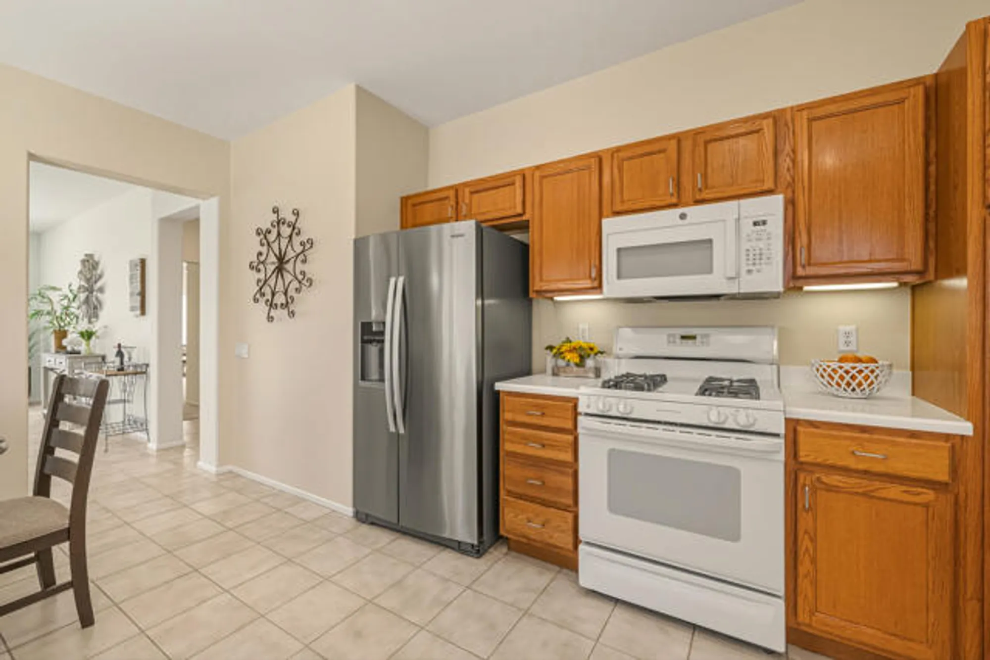 Property Slideshow image 12 of 30 | 78571 glastonbury way, Palm Desert, CA, 92211