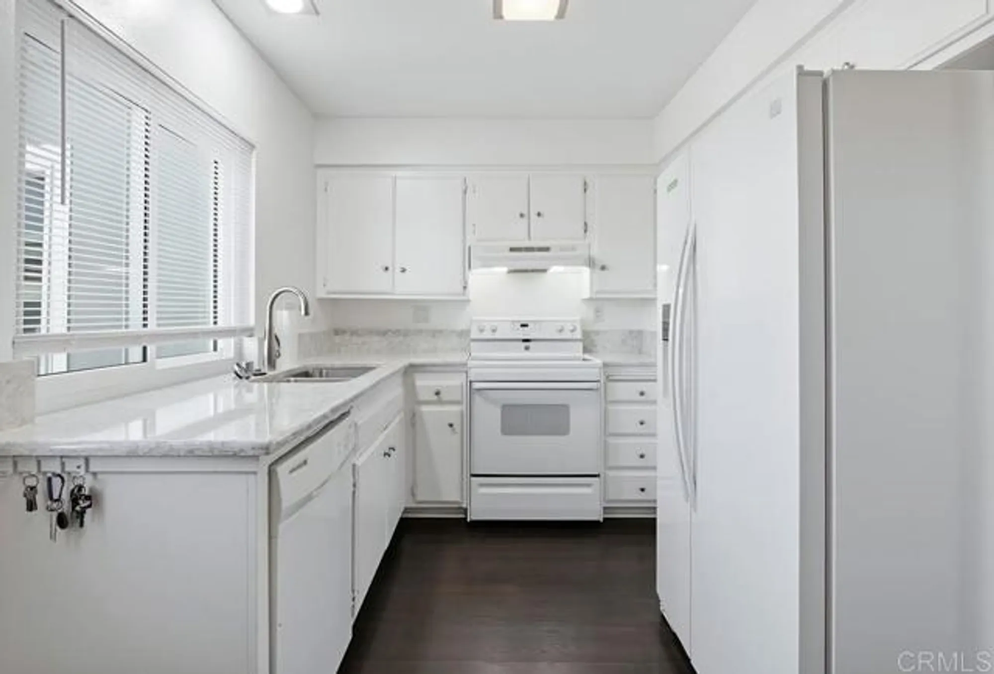 Property Slideshow image 12 of 38 | 3839 vista campana s unit 70, Oceanside, CA, 92057