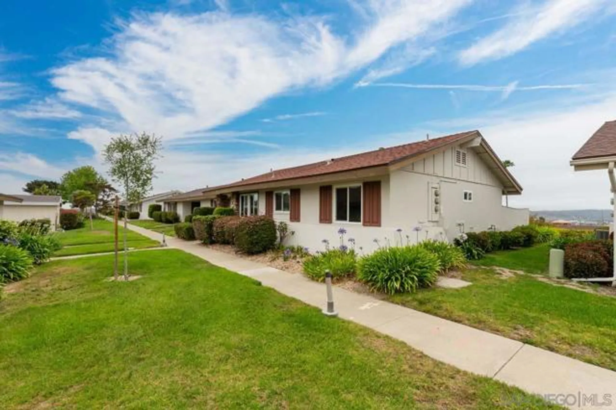 Property Slideshow image 17 of 22 | 3660 vista campana n unit 33, Oceanside, CA, 92057