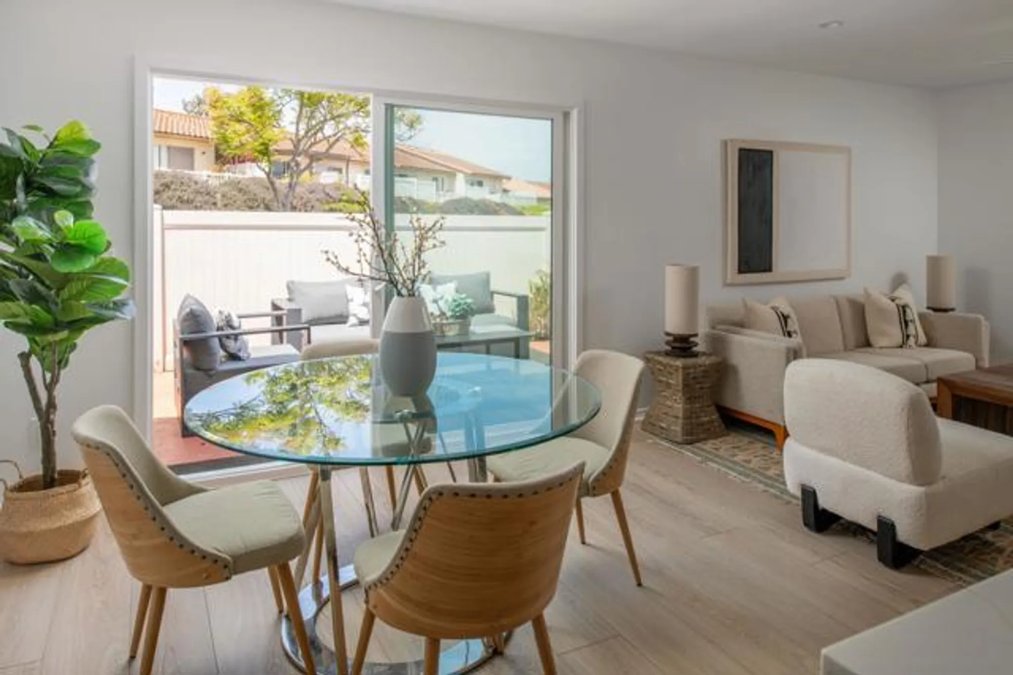 Property Slideshow image 16 of 36 | 1829 forestdale dr, Encinitas, CA, 92024