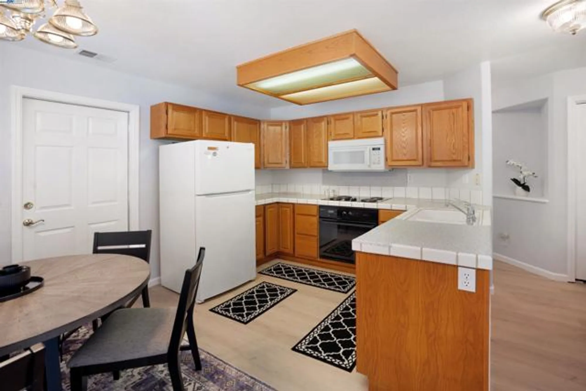 Property Slideshow image 7 of 33 | 16935 sugar pine dr, Morgan Hill, CA, 95037