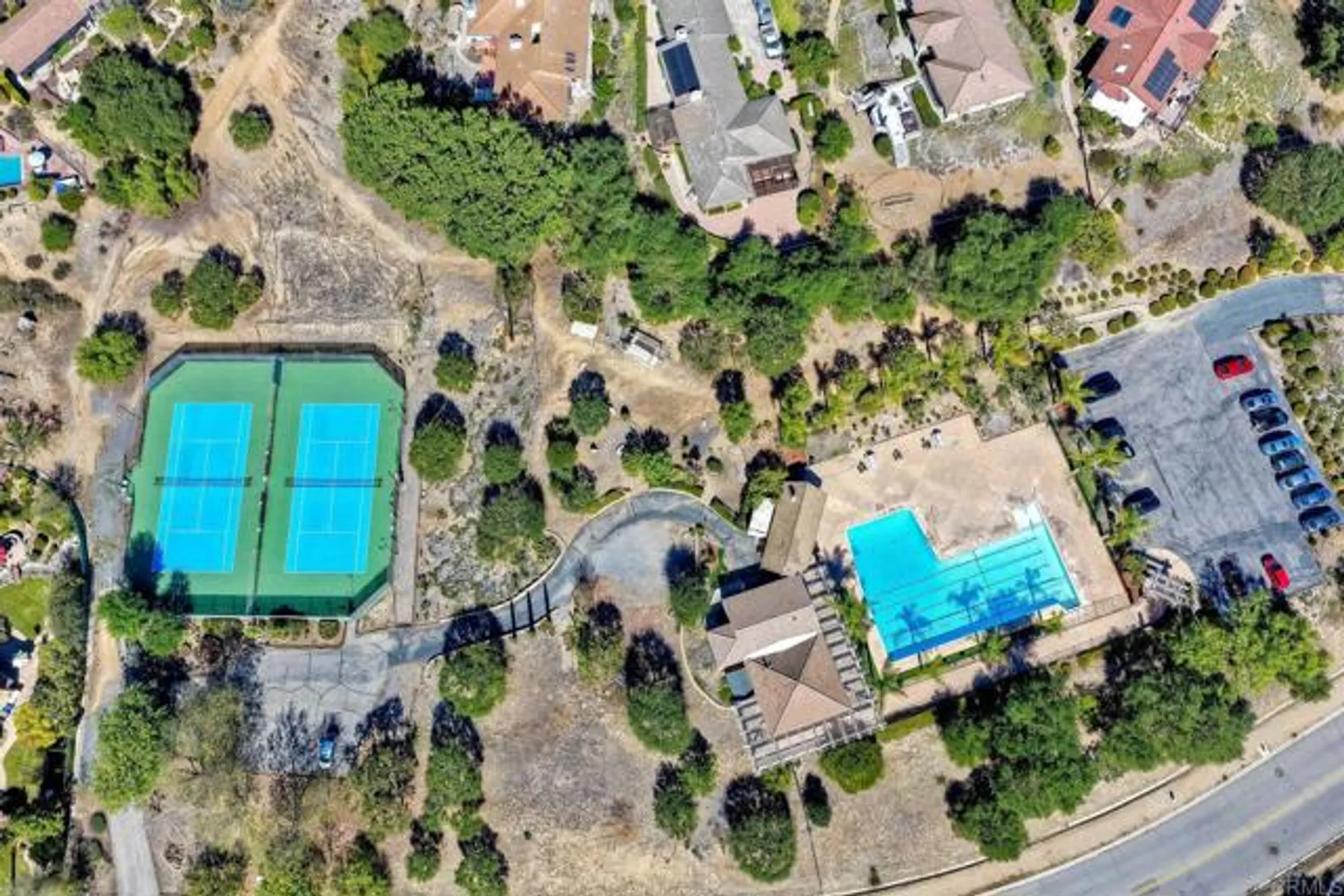 Property Slideshow image 7 of 46 | 10629 meadow glen way, Escondido, CA, 92026