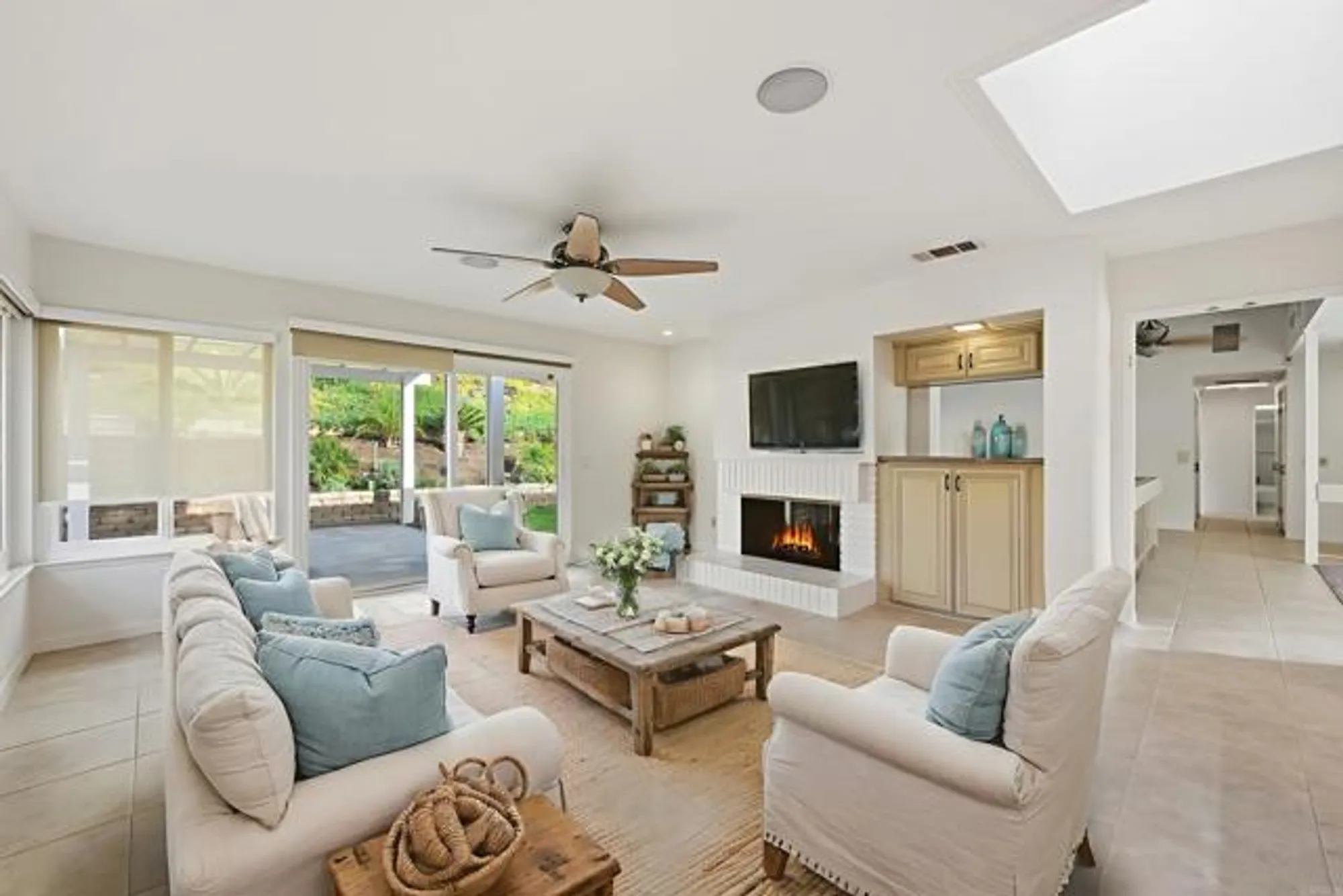 Property Slideshow image 9 of 27 | 17765 corte erizo, San Diego, CA, 92128