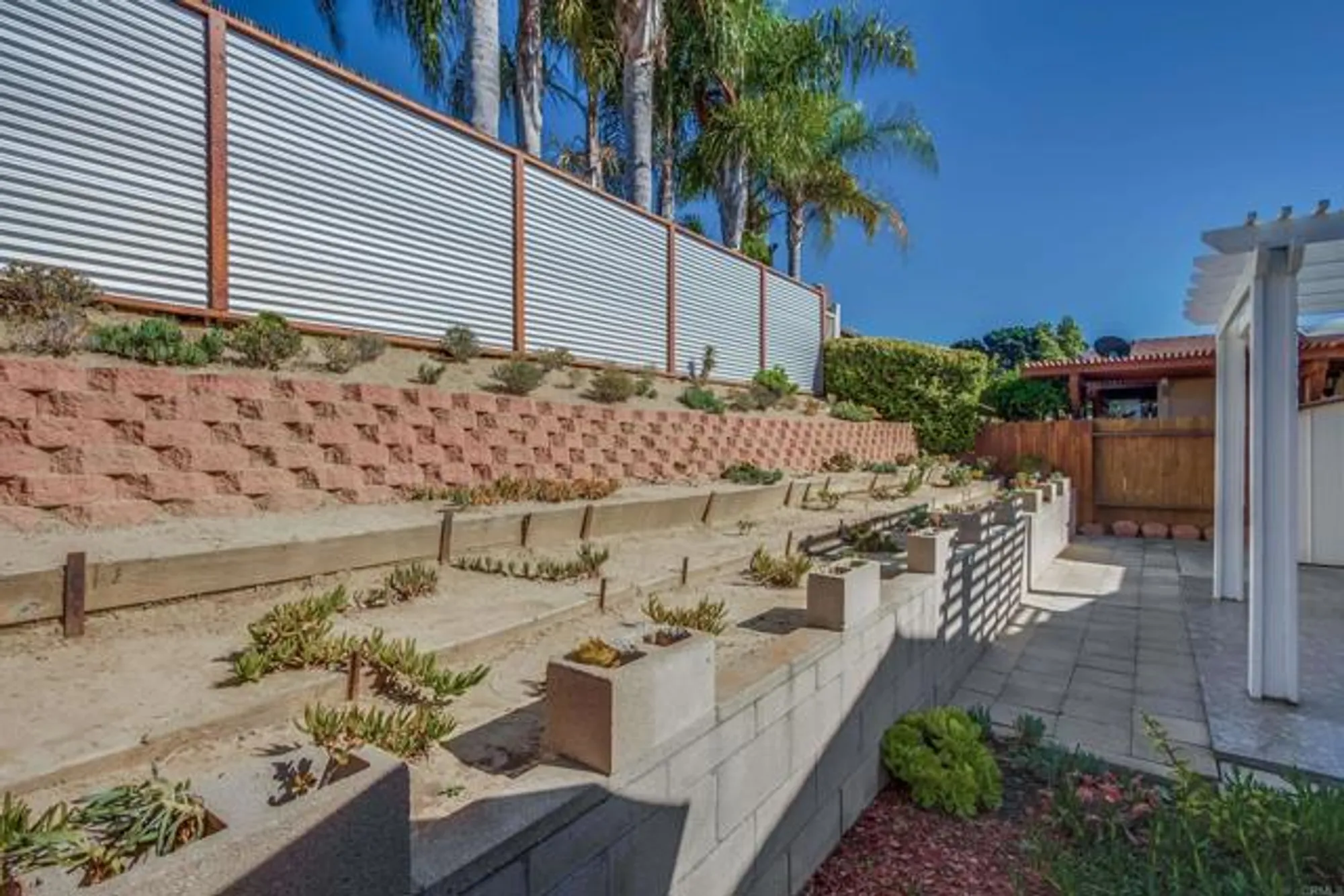 Property Slideshow image 29 of 32 | 3196 buena hills dr, Oceanside, CA, 92056