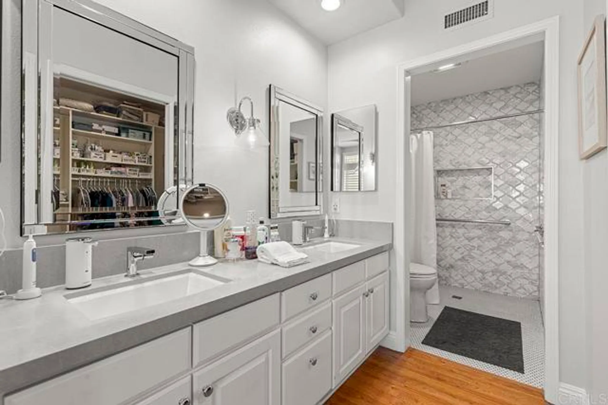 Property Slideshow image 26 of 39 | 3335 genoa way 111, Oceanside, CA, 92056