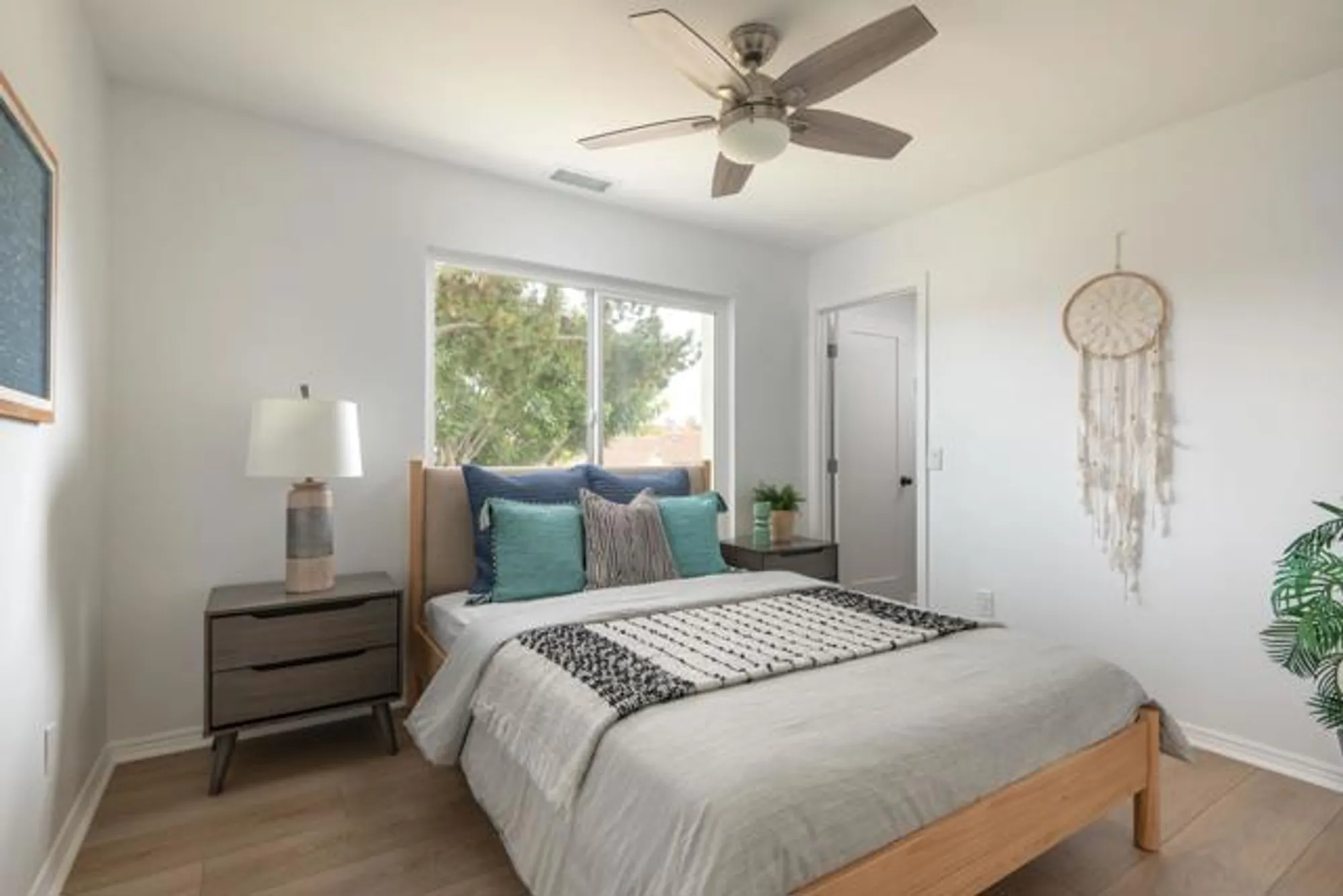 Property Slideshow image 25 of 36 | 1829 forestdale dr, Encinitas, CA, 92024