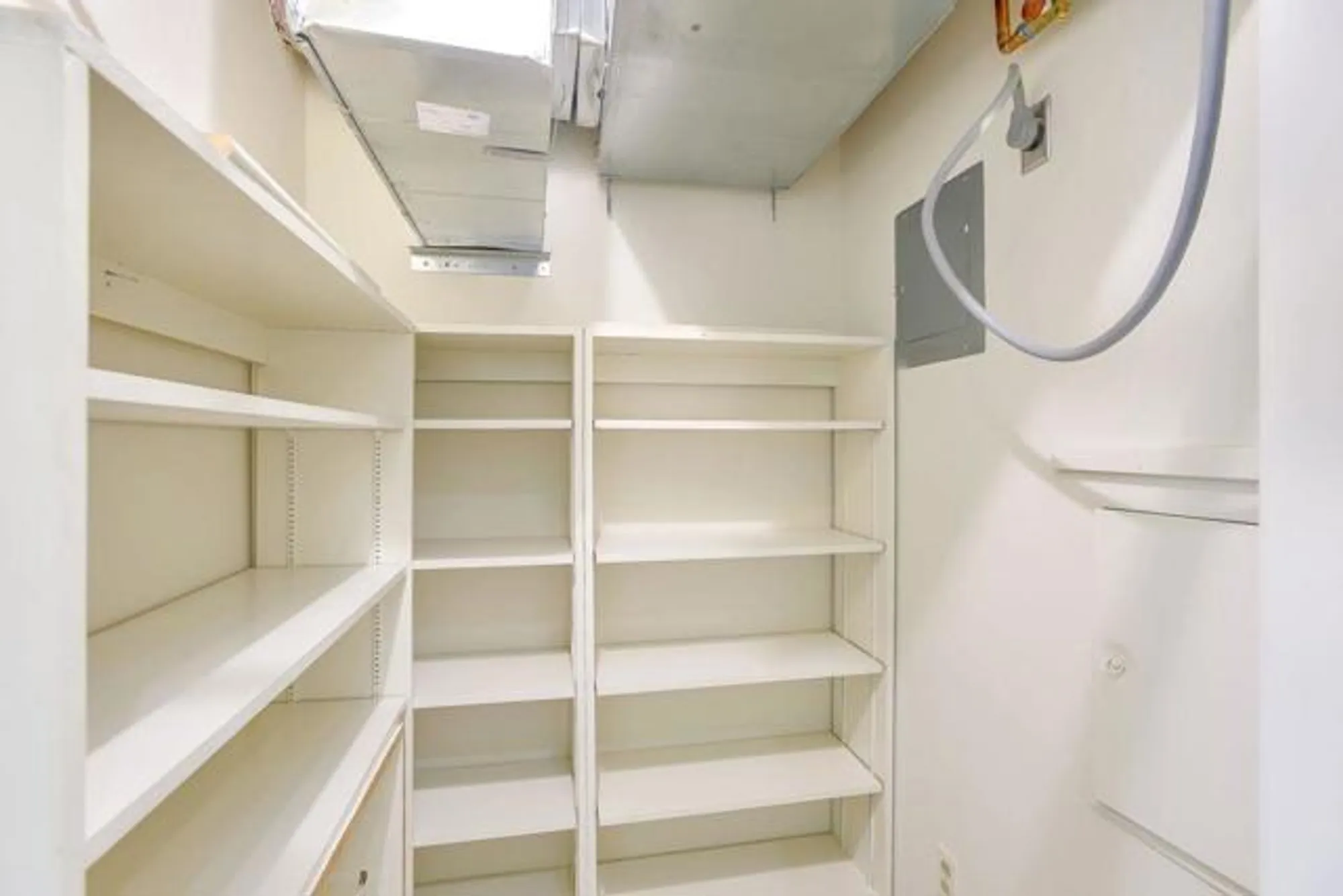 Property Slideshow image 34 of 66 | 1 baldwin ave 217, San Mateo, CA, 94401