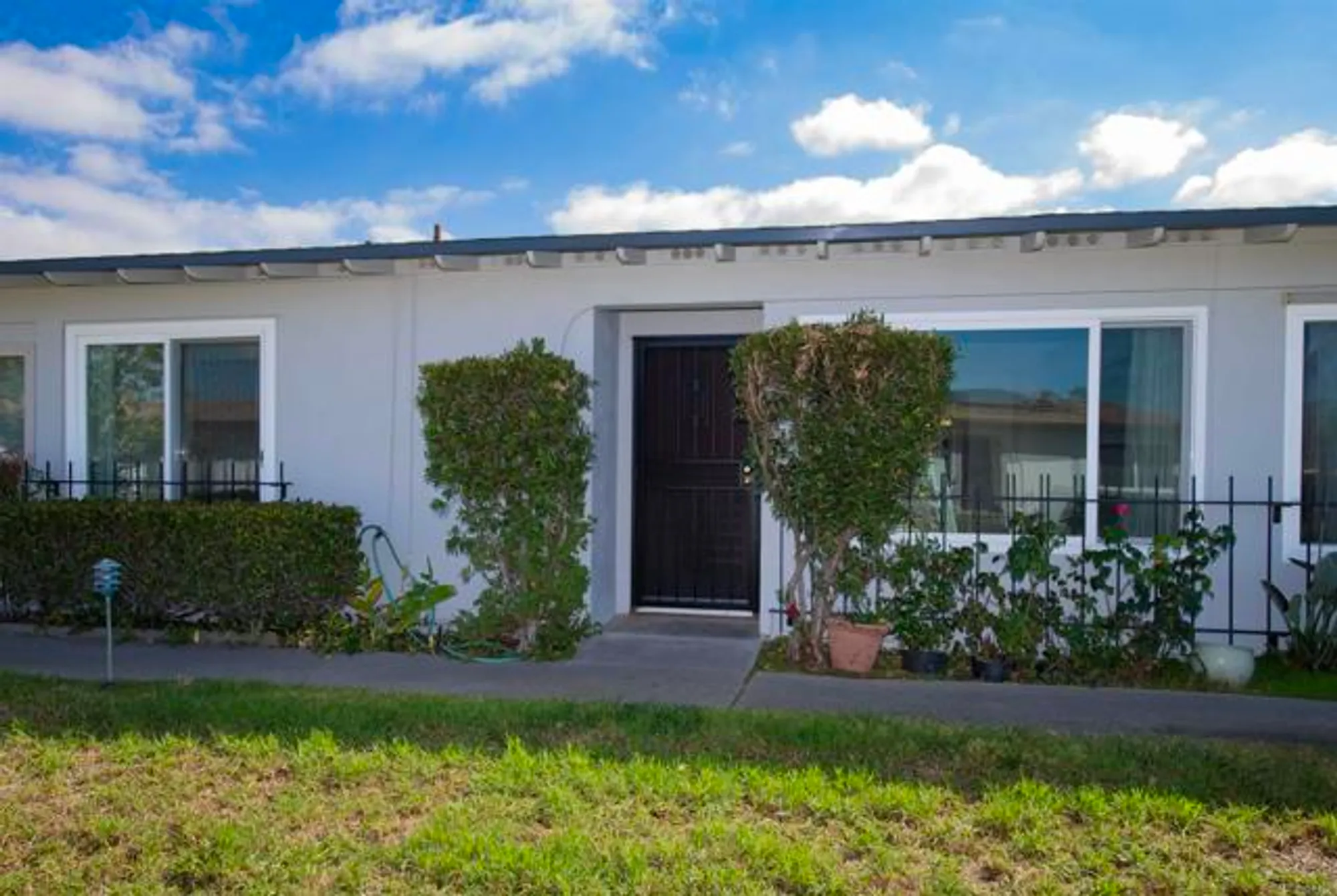 Property Slideshow image 4 of 30 | 3890 vista campana 78, Oceanside, CA, 92057