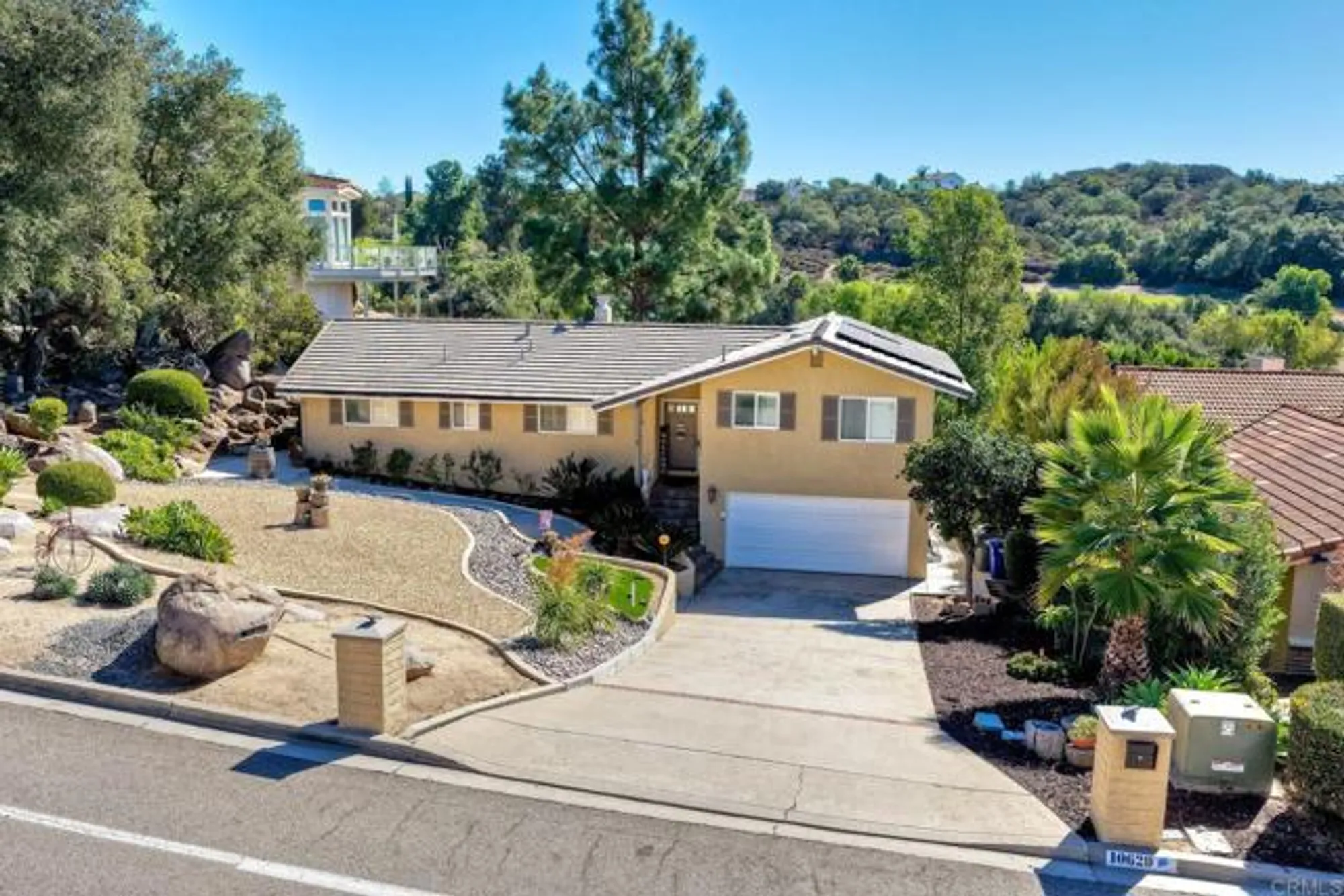 Property Slideshow image 36 of 46 | 10629 meadow glen way, Escondido, CA, 92026