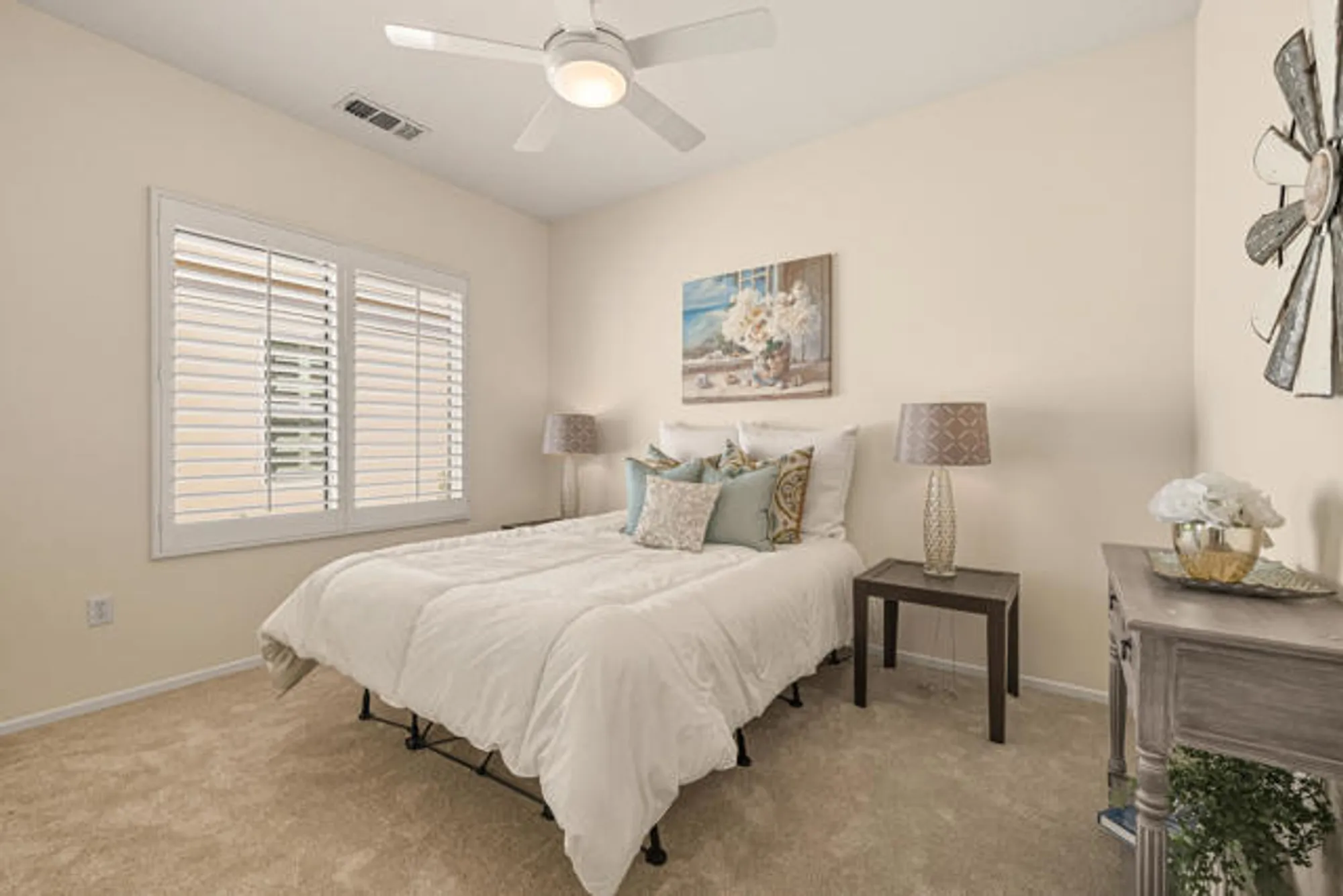 Property Slideshow image 20 of 30 | 78571 glastonbury way, Palm Desert, CA, 92211