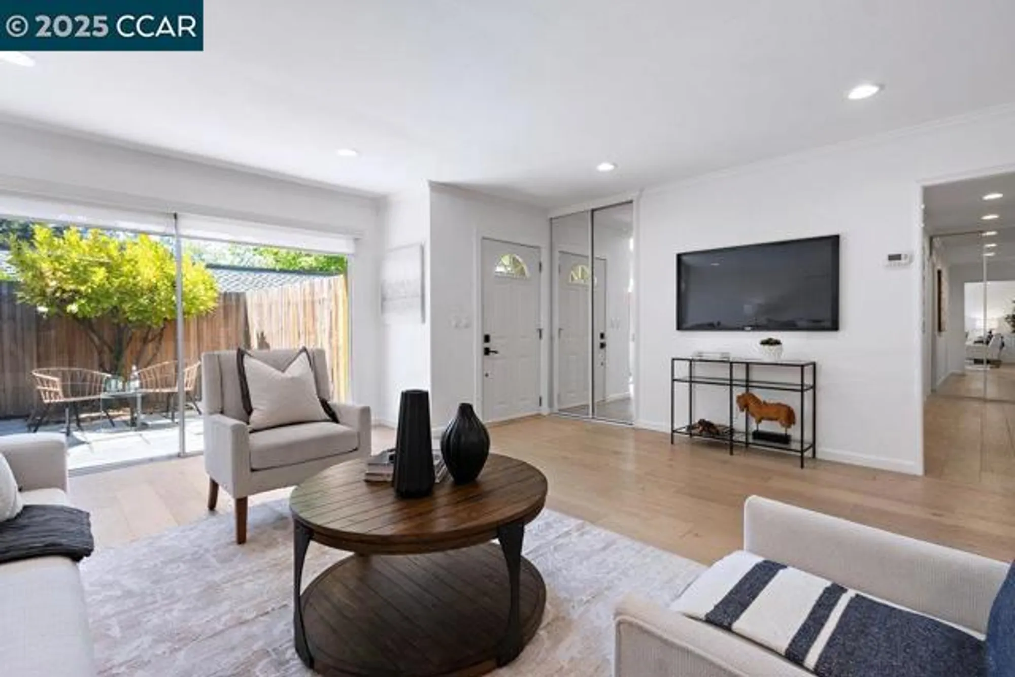 Property Slideshow image 6 of 46 | 1932 ptarmigan dr 3, Walnut Creek, CA, 94595