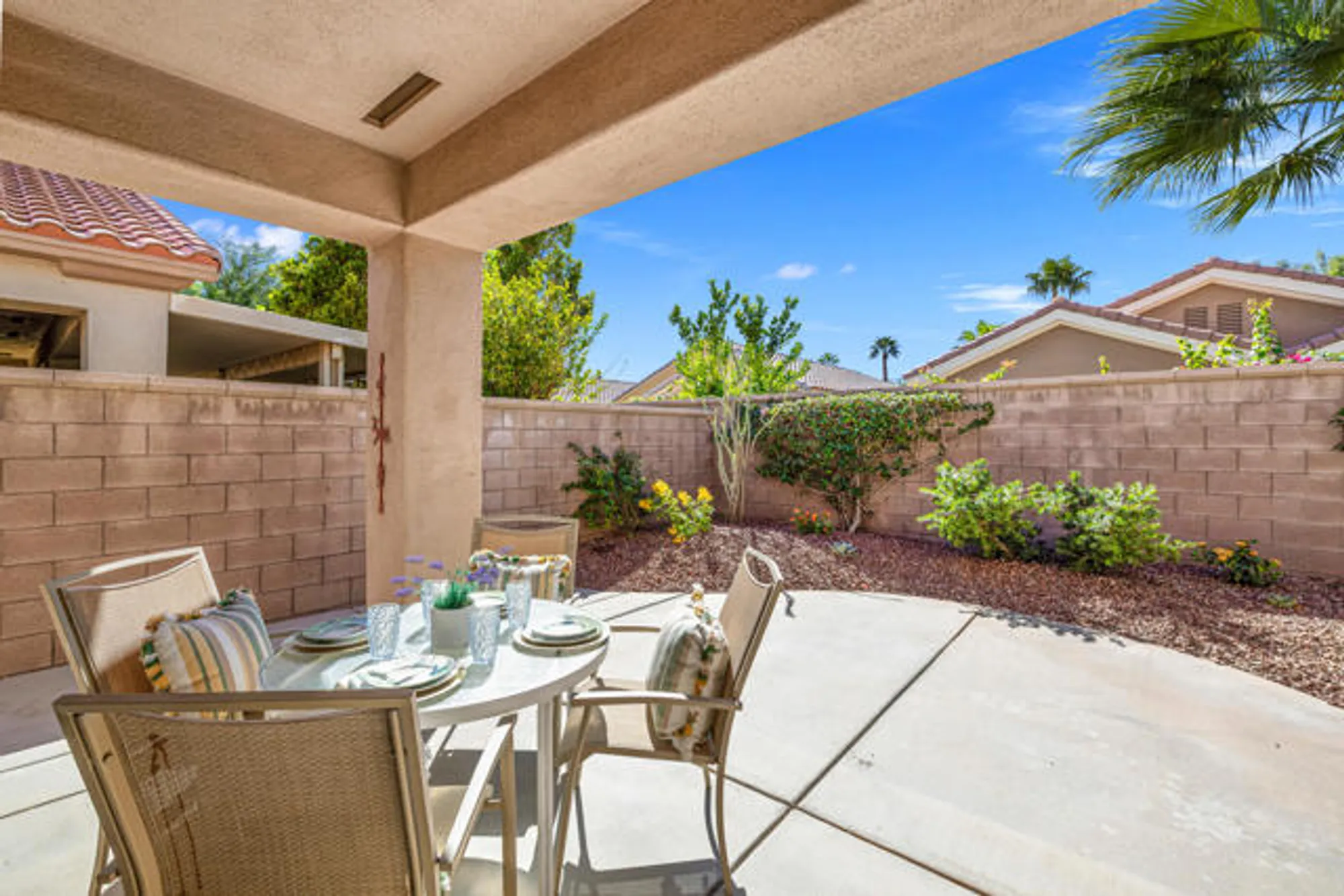 Property Slideshow image 23 of 30 | 78571 glastonbury way, Palm Desert, CA, 92211