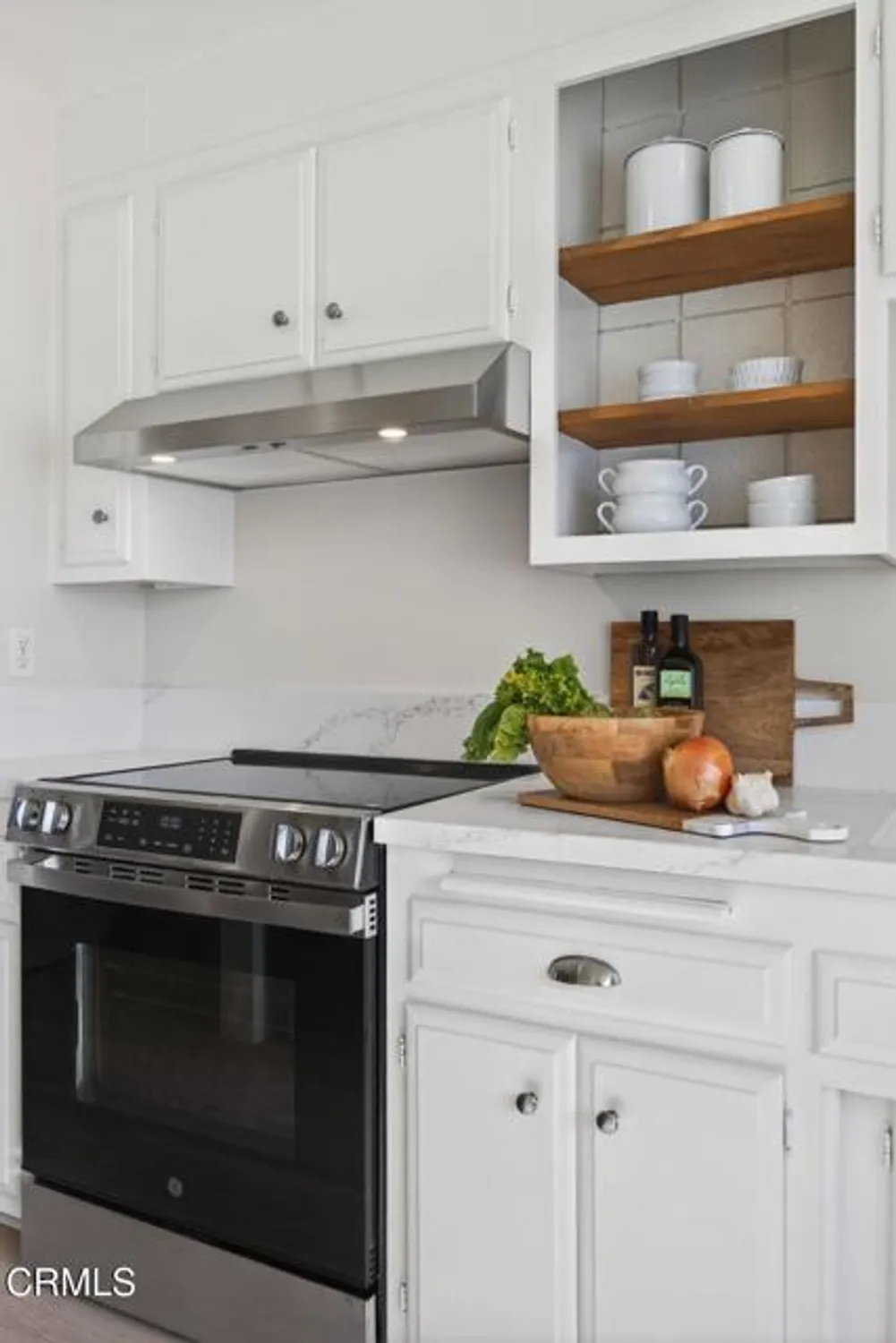 Property Slideshow image 19 of 60 | 135 e fiesta grn, Port Hueneme, CA, 93041