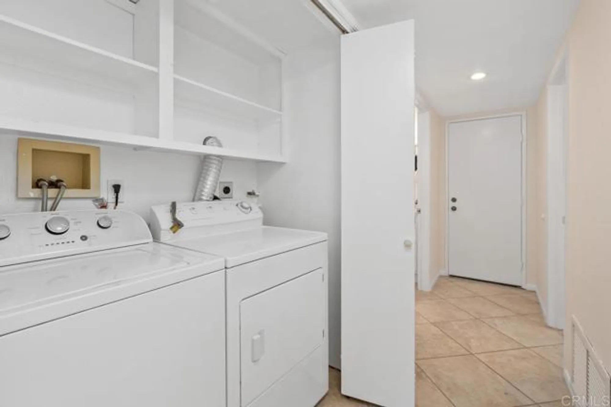 Property Slideshow image 17 of 27 | 17633 corte potosi, San Diego, CA, 92128