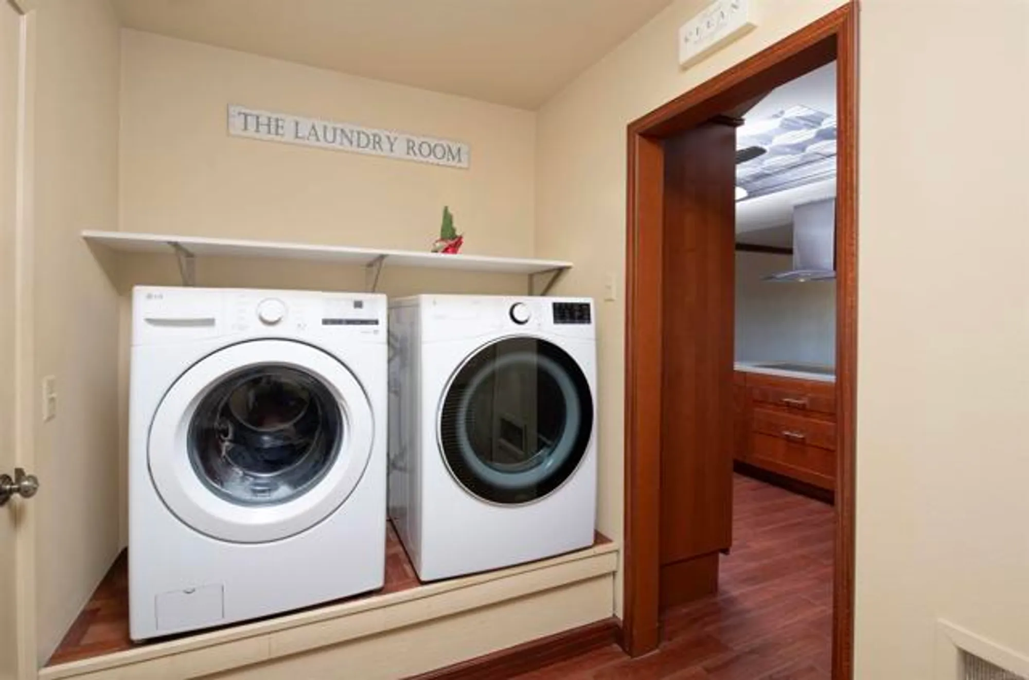 Property Slideshow image 15 of 26 | 12615 senda acantilada, San Diego, CA, 92128