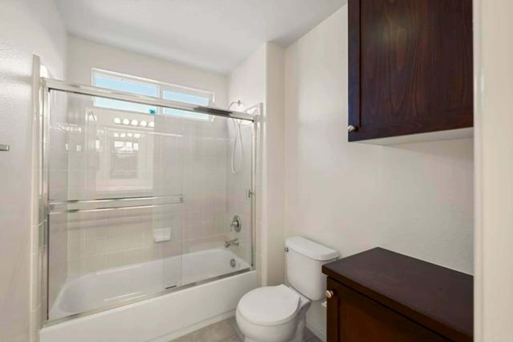 Property Slideshow image 23 of 34 | 10353 pinion trl, Escondido, CA, 92026