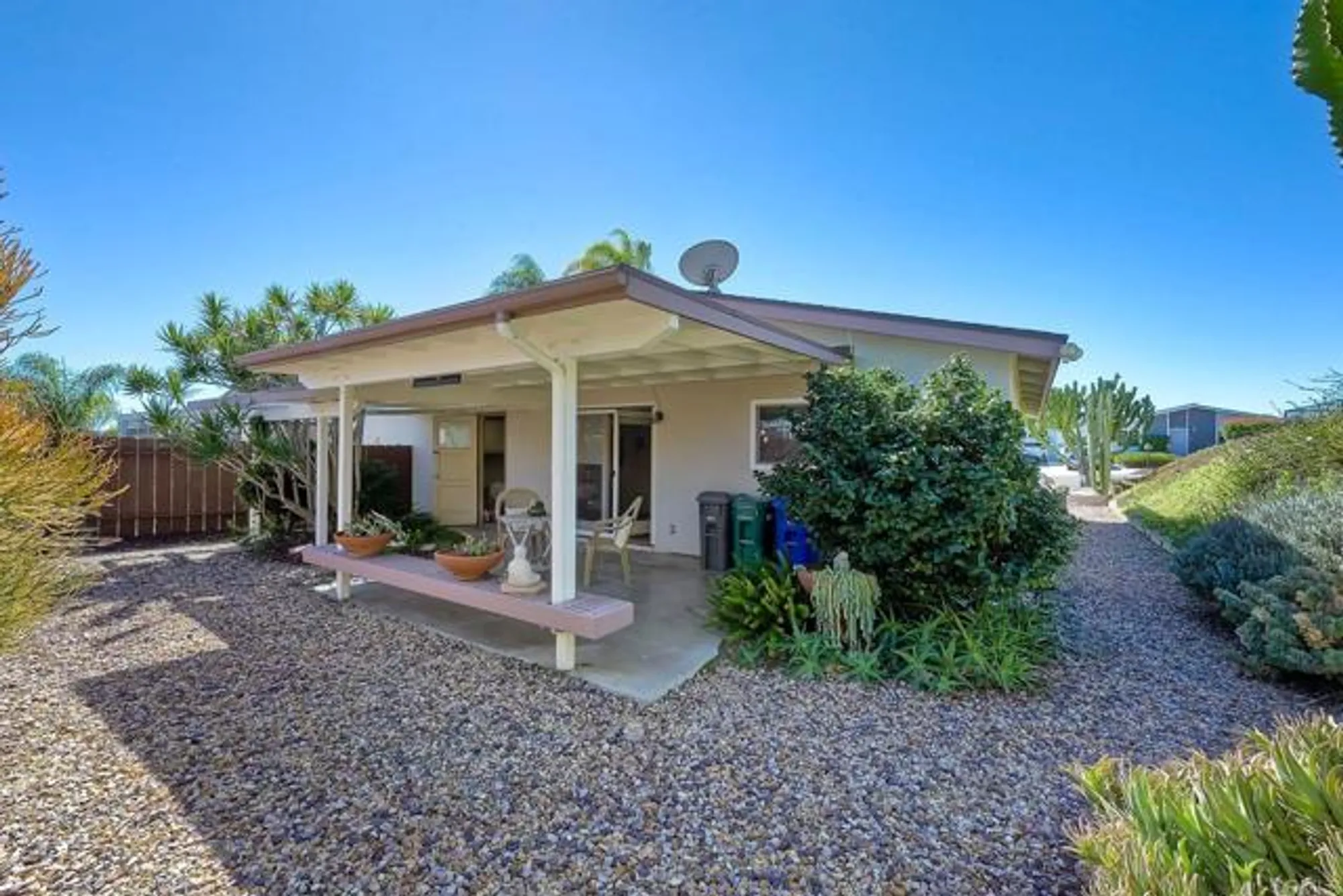 Property Slideshow image 23 of 27 | 3711 mira pacific dr, Oceanside, CA, 92056