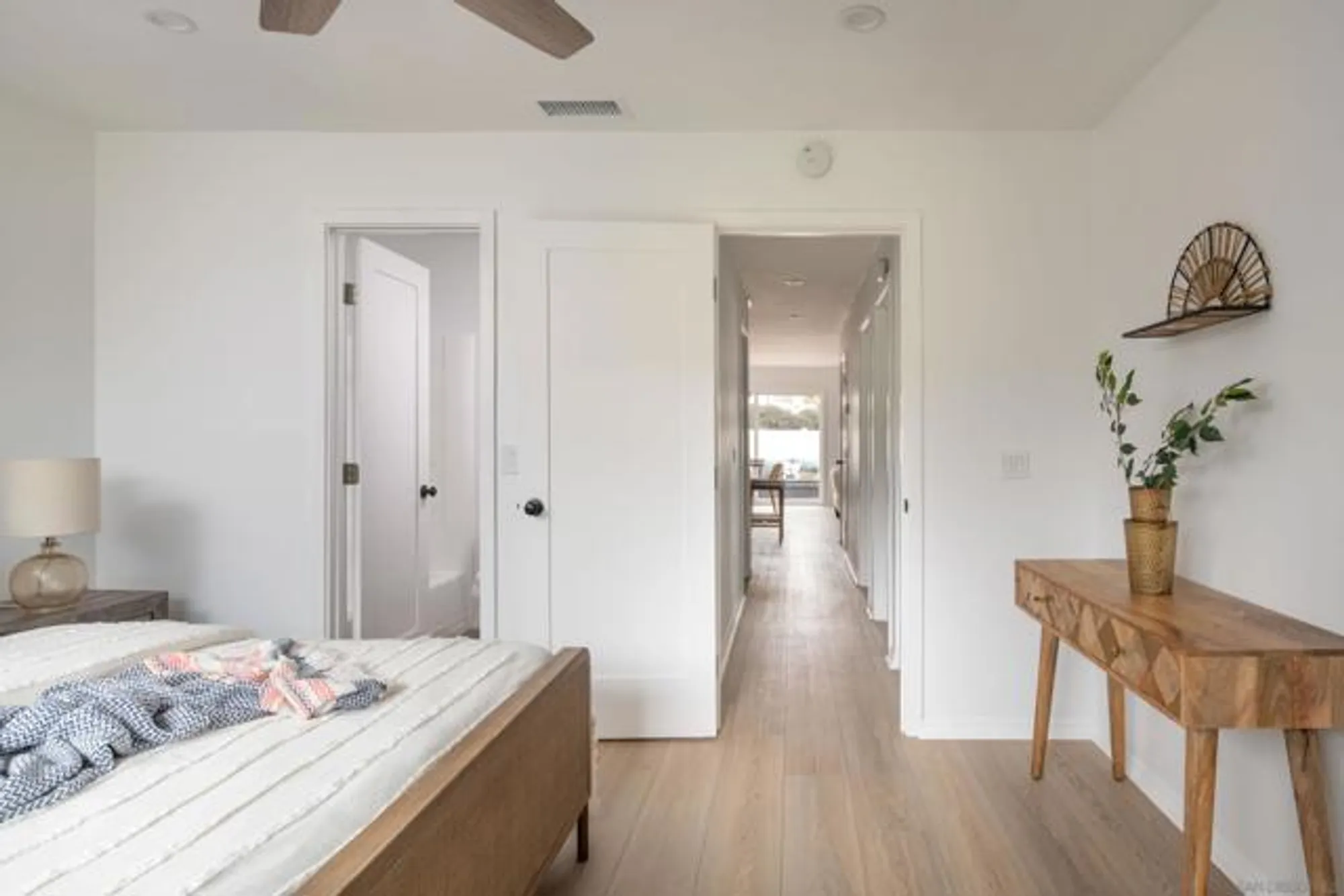 Property Slideshow image 24 of 36 | 1829 forestdale dr, Encinitas, CA, 92024