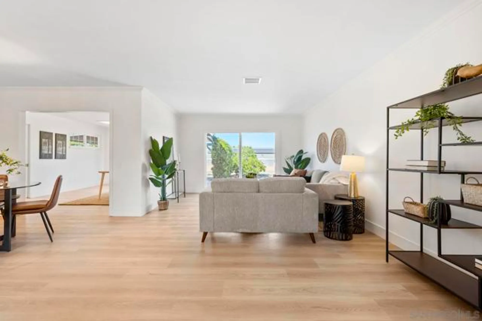 Property Slideshow image 6 of 34 | 12494 senda rd, San Diego, CA, 92128