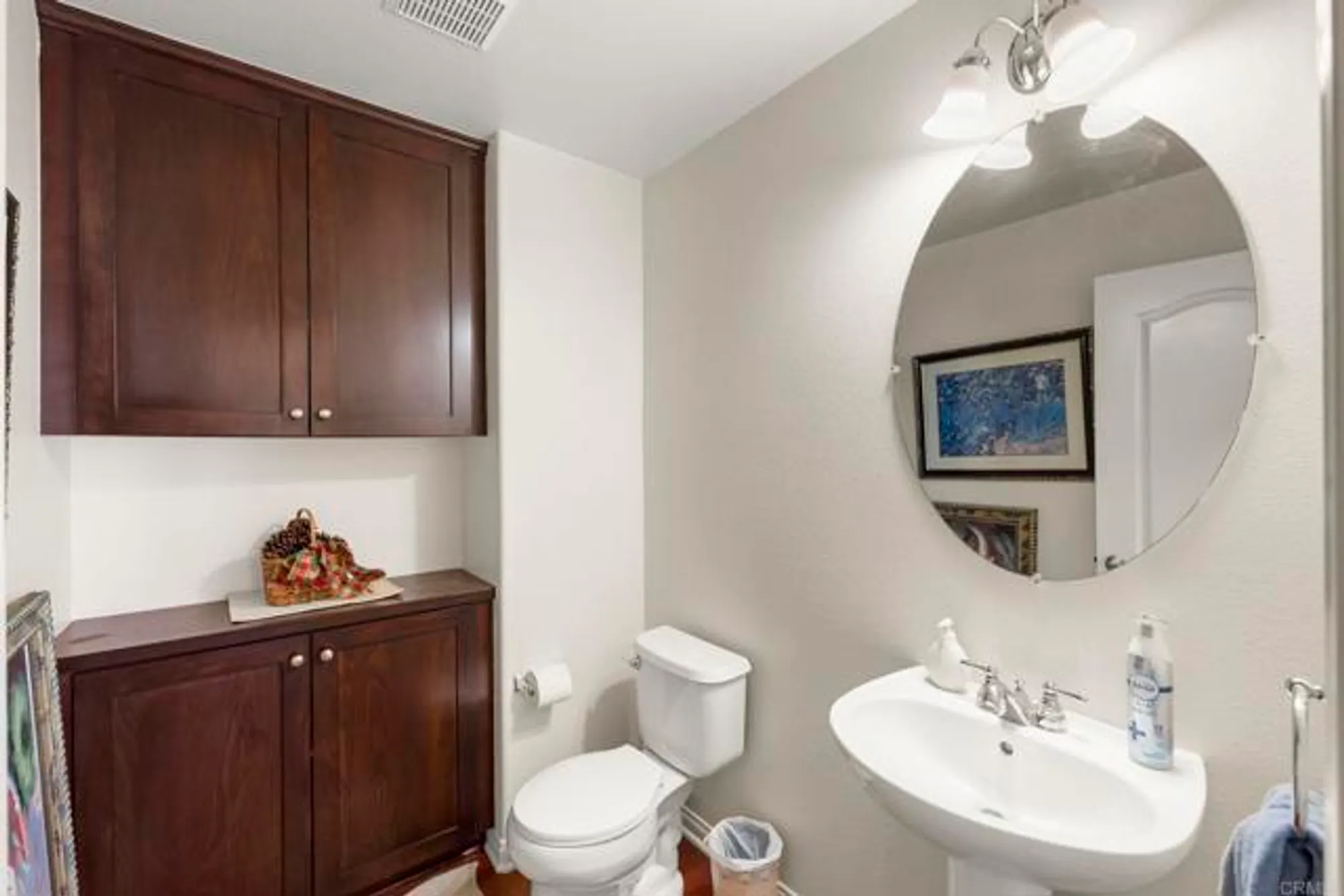 Property Slideshow image 12 of 34 | 10353 pinion trl, Escondido, CA, 92026