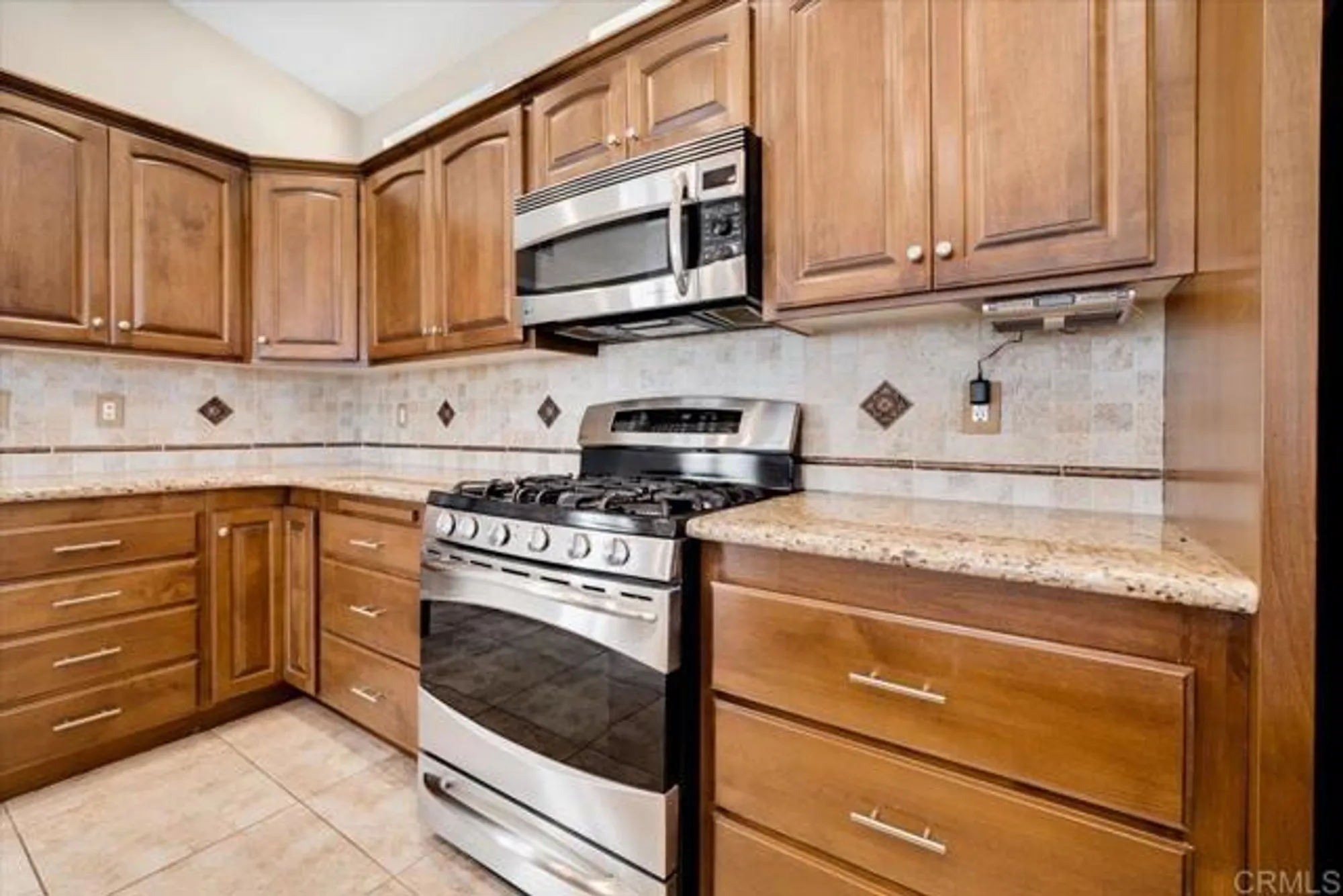 Property Slideshow image 14 of 53 | 3438 don ortega dr, Carlsbad, CA, 92010