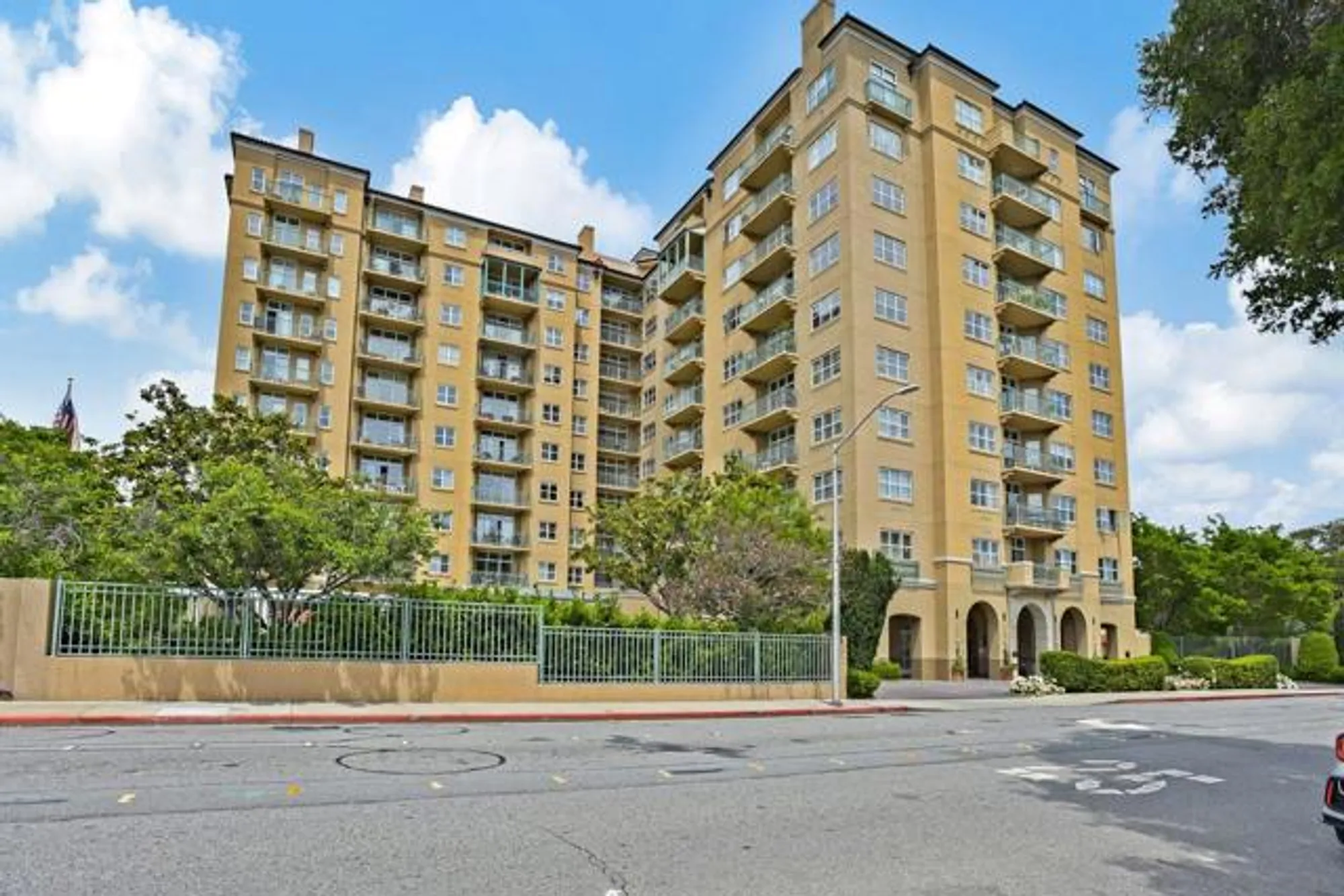 Property Slideshow image 54 of 66 | 1 baldwin ave 217, San Mateo, CA, 94401