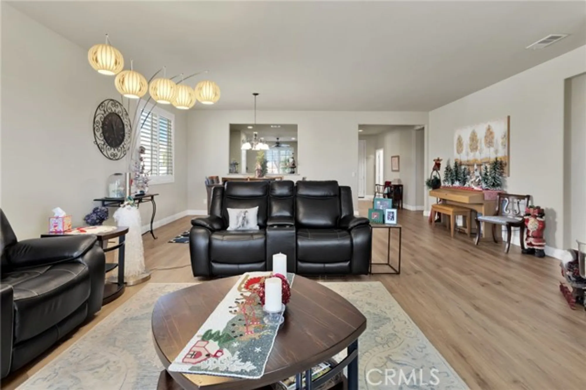 Property Slideshow image 12 of 54 | 10332 darby rd, Apple Valley, CA, 92308