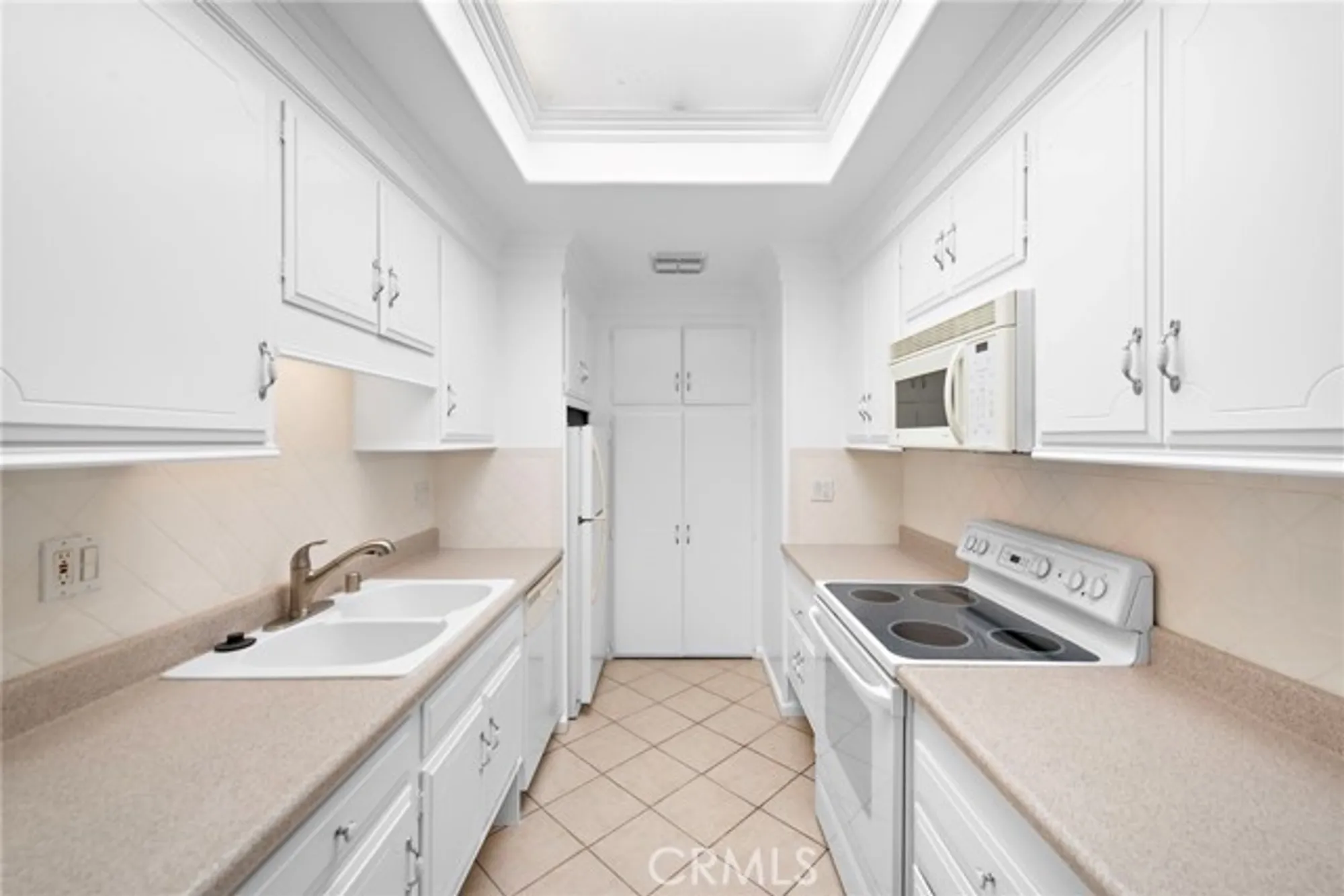 Property Slideshow image 11 of 44 | 2276 via o, Laguna Woods, CA, 92637