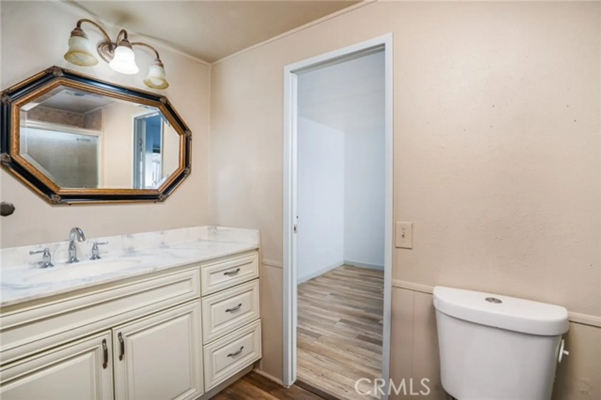 Property Slideshow image 27 of 50 | 38200 via del largo, Murrieta, CA, 92563