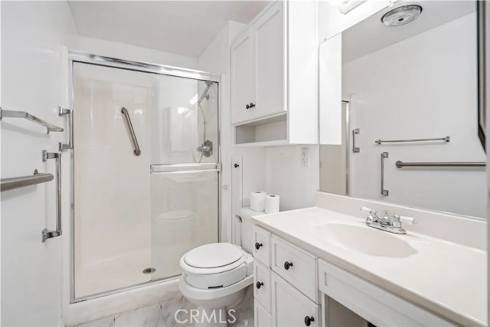 Property Slideshow image 16 of 30 | 19427 oak crossing rd, Newhall, CA, 91321