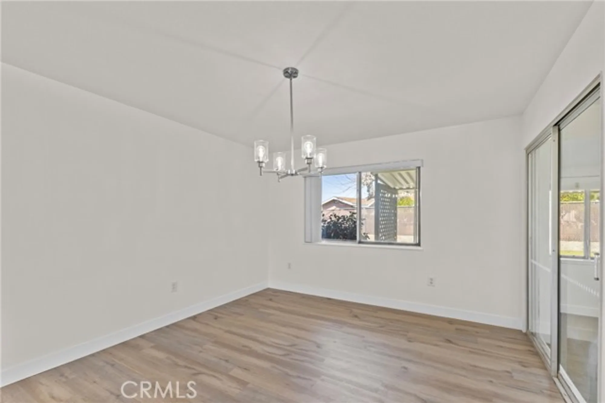 Property Slideshow image 10 of 34 | 29460 thornhill dr, Menifee, CA, 92586