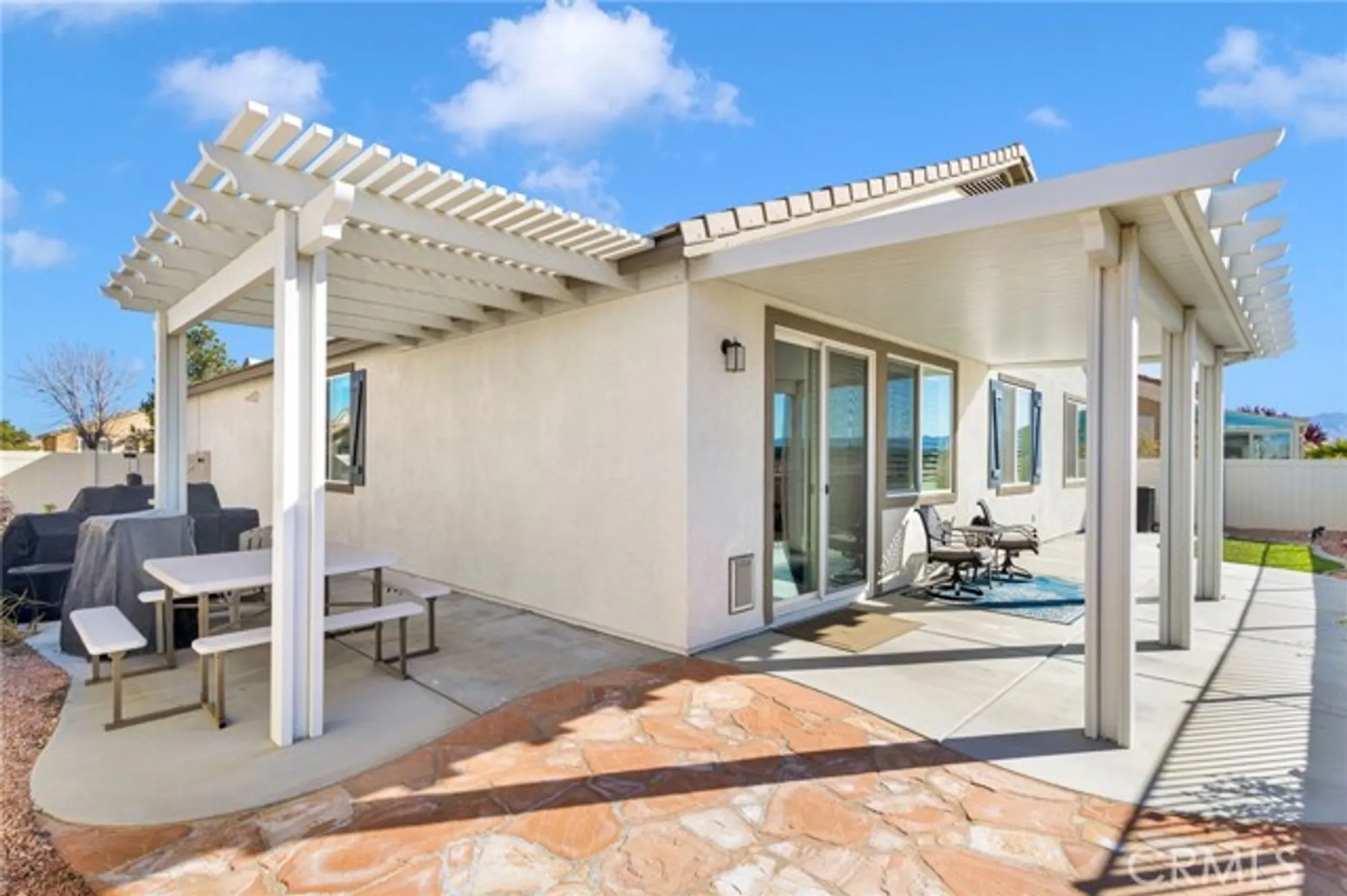 Property Slideshow image 38 of 54 | 10332 darby rd, Apple Valley, CA, 92308