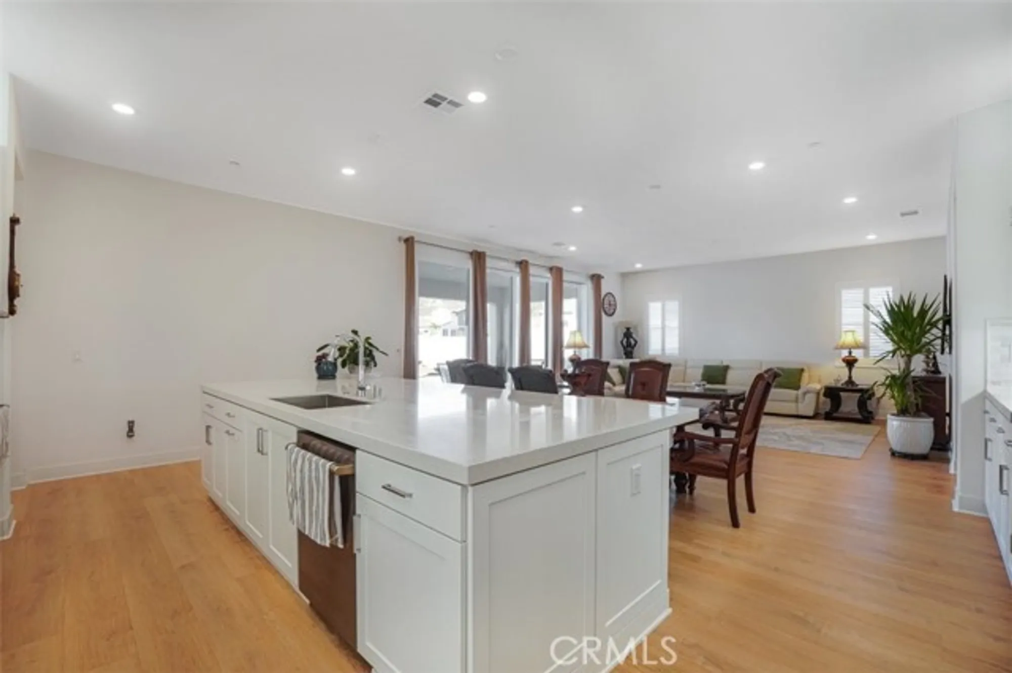 Property Slideshow image 14 of 60 | 24501 via sendero, Valencia, CA, 91354