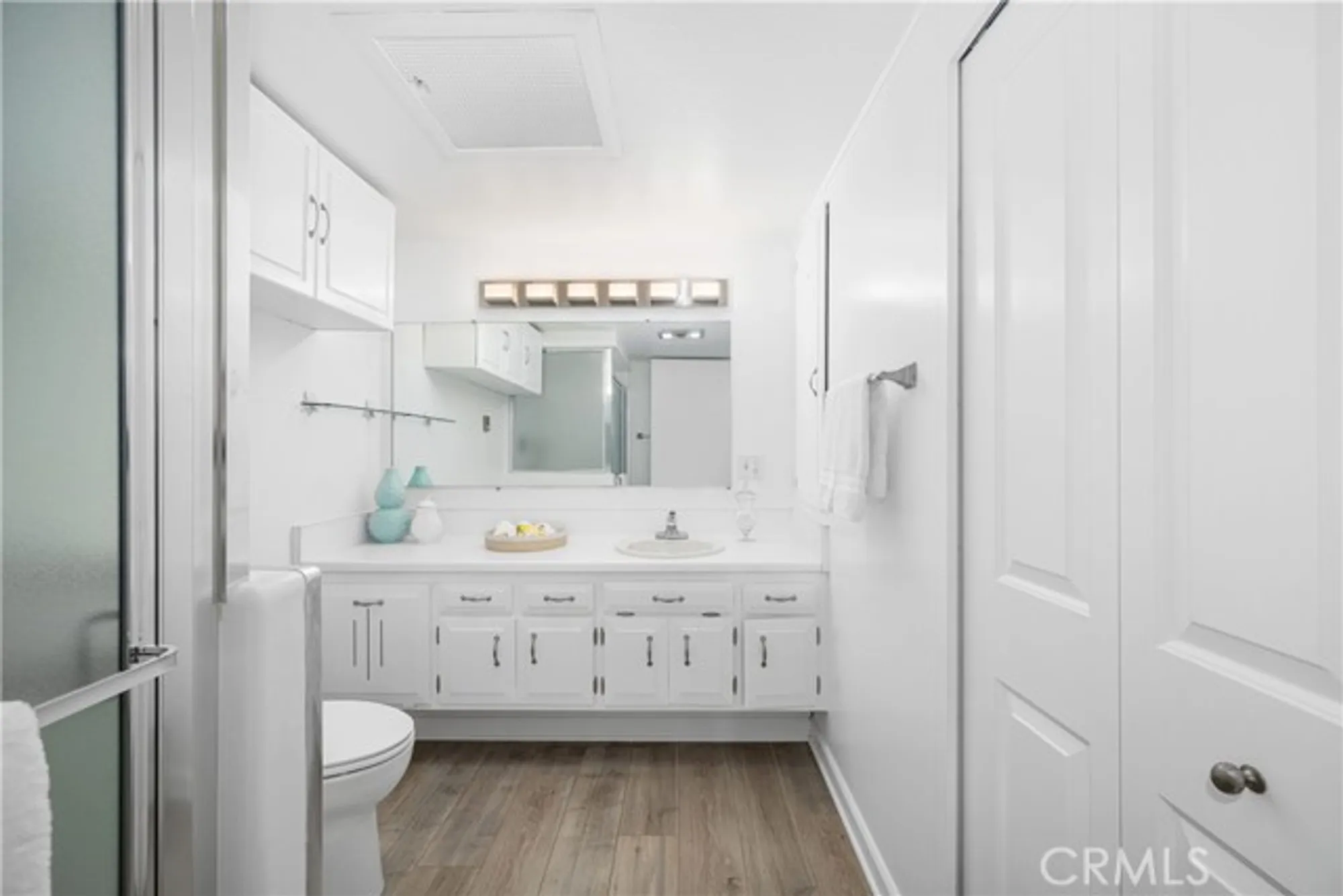 Property Slideshow image 17 of 25 | 1461 monterey rd apt 28e, Seal Beach, CA, 90740