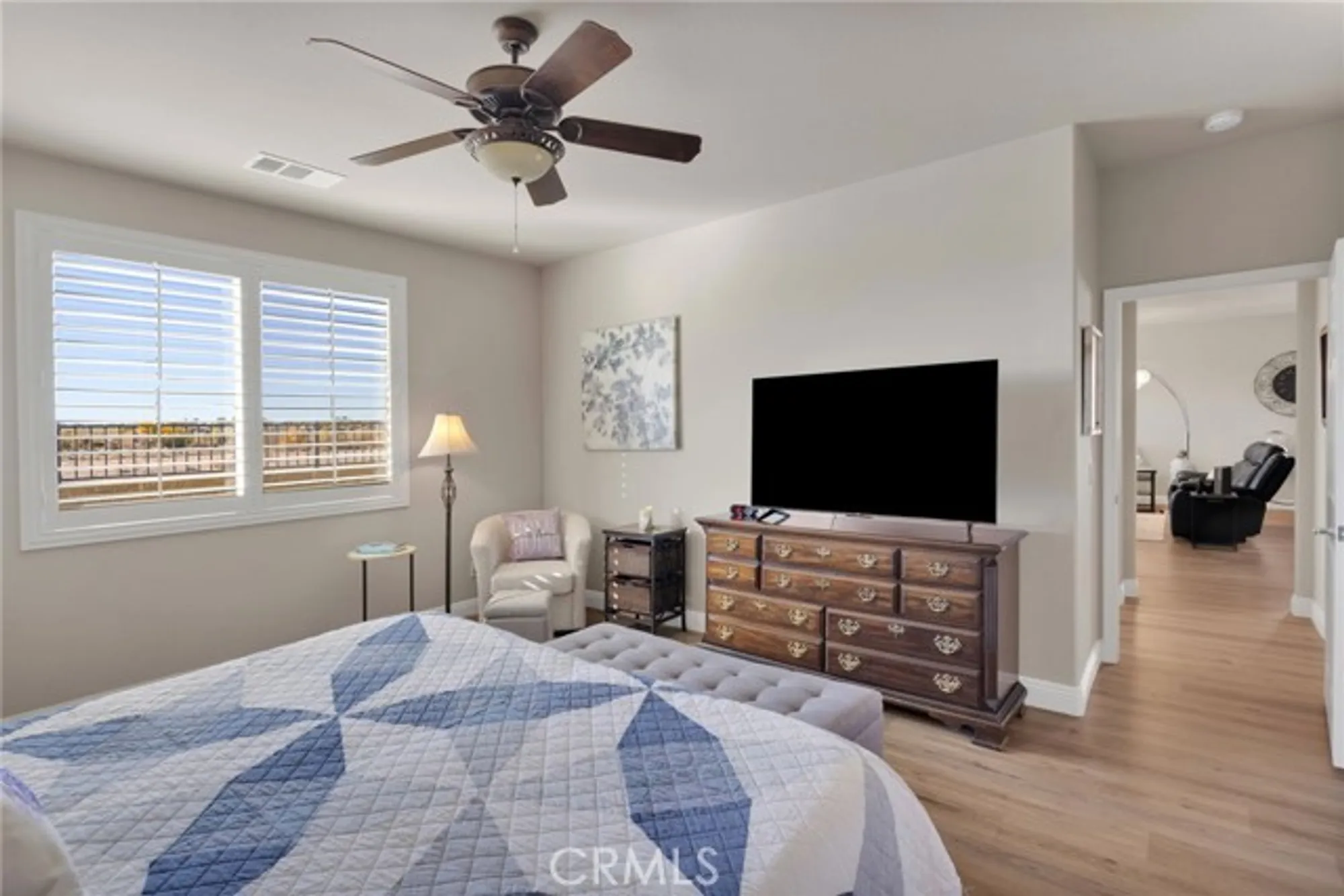 Property Slideshow image 30 of 54 | 10332 darby rd, Apple Valley, CA, 92308