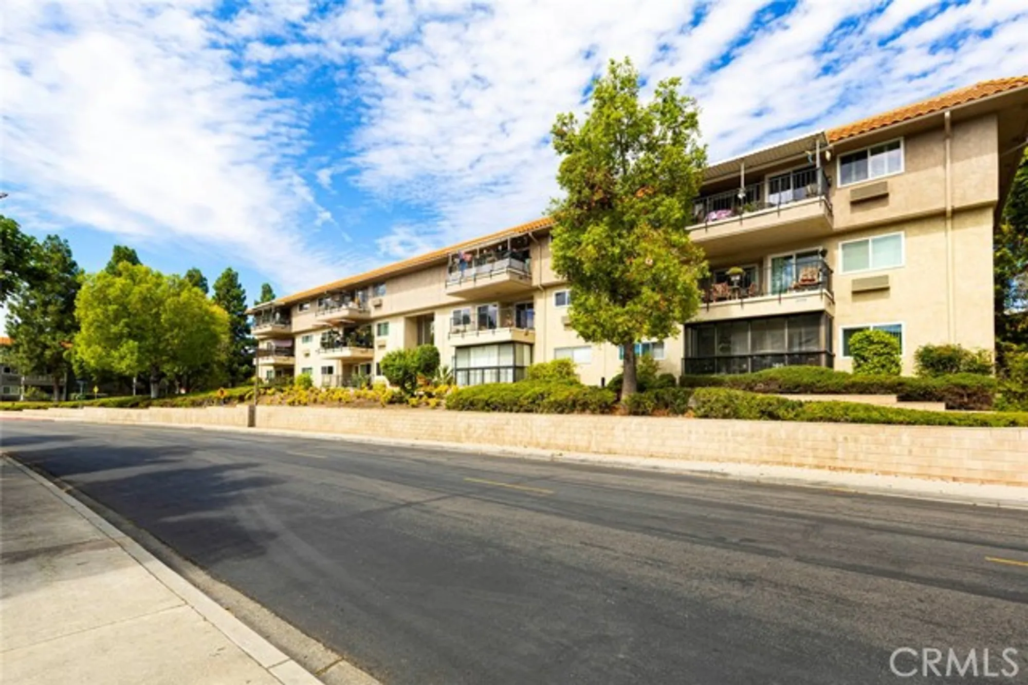 Property Slideshow image 17 of 21 | 2370 via mariposa 1b, Laguna Woods, CA, 92637